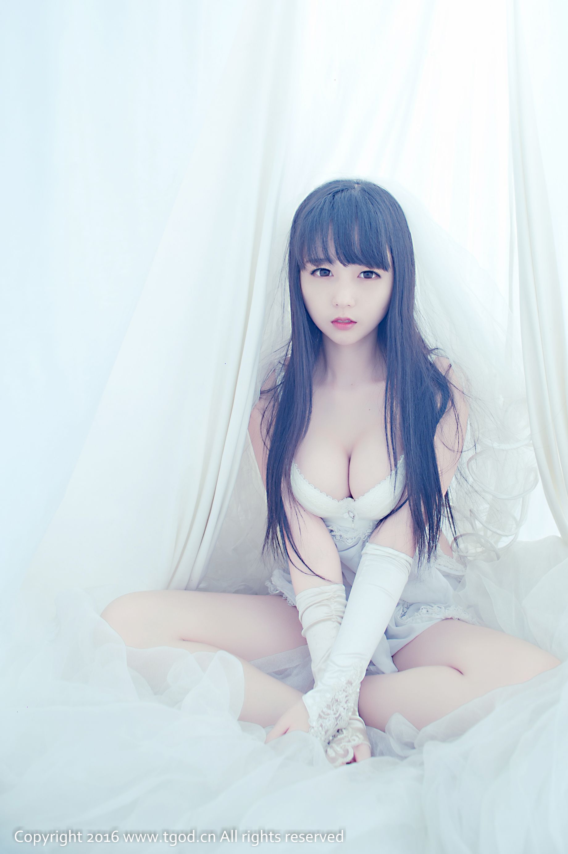 伊伊Eva《童心未泯小可爱》 [推女神TGOD]