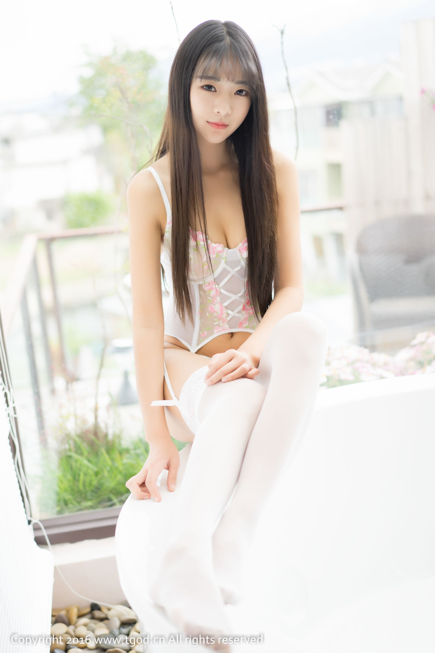 可乐Vicky《大理旅拍》清新和服+性感内衣 [推女神/尤蜜荟]