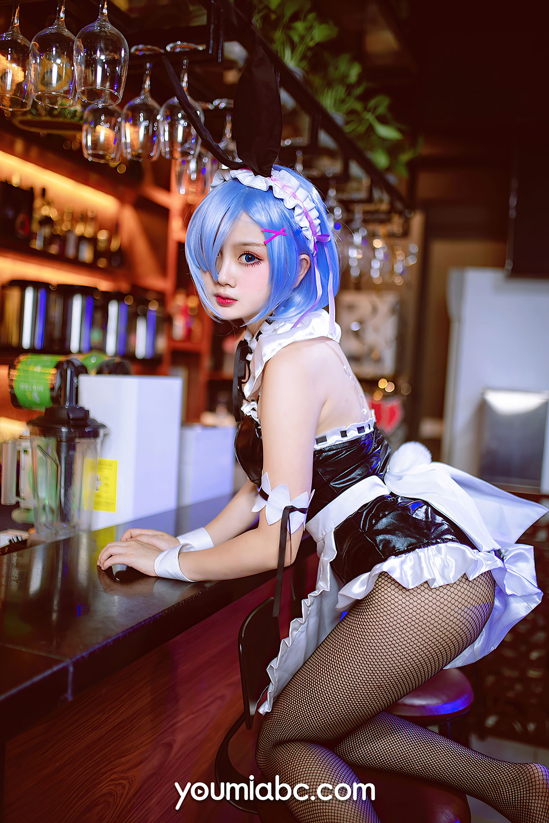 [尤蜜YouMiabc]  您的蛋蛋 蕾姆兔女郎的小酒馆