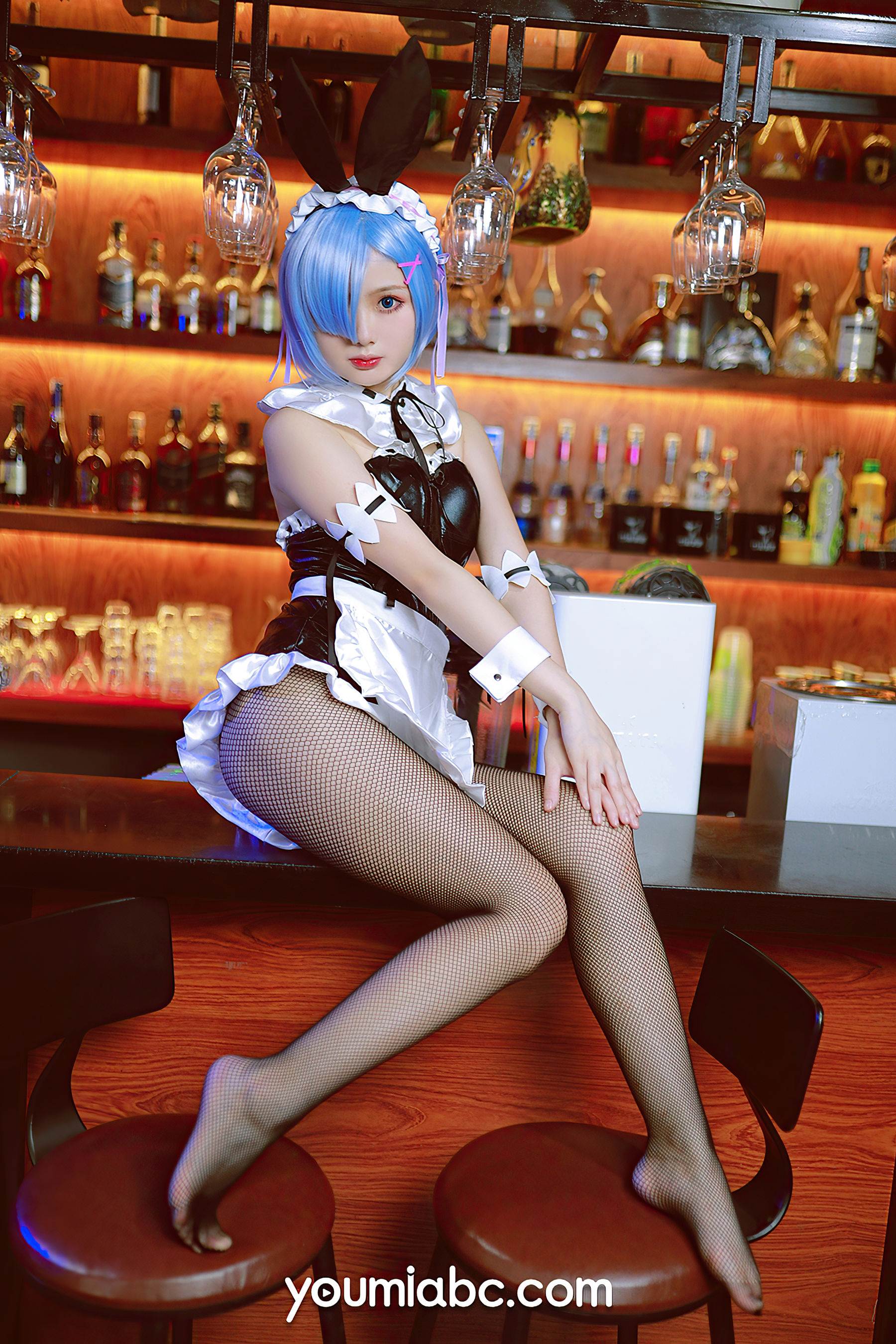 [尤蜜YouMiabc]  您的蛋蛋 蕾姆兔女郎的小酒馆