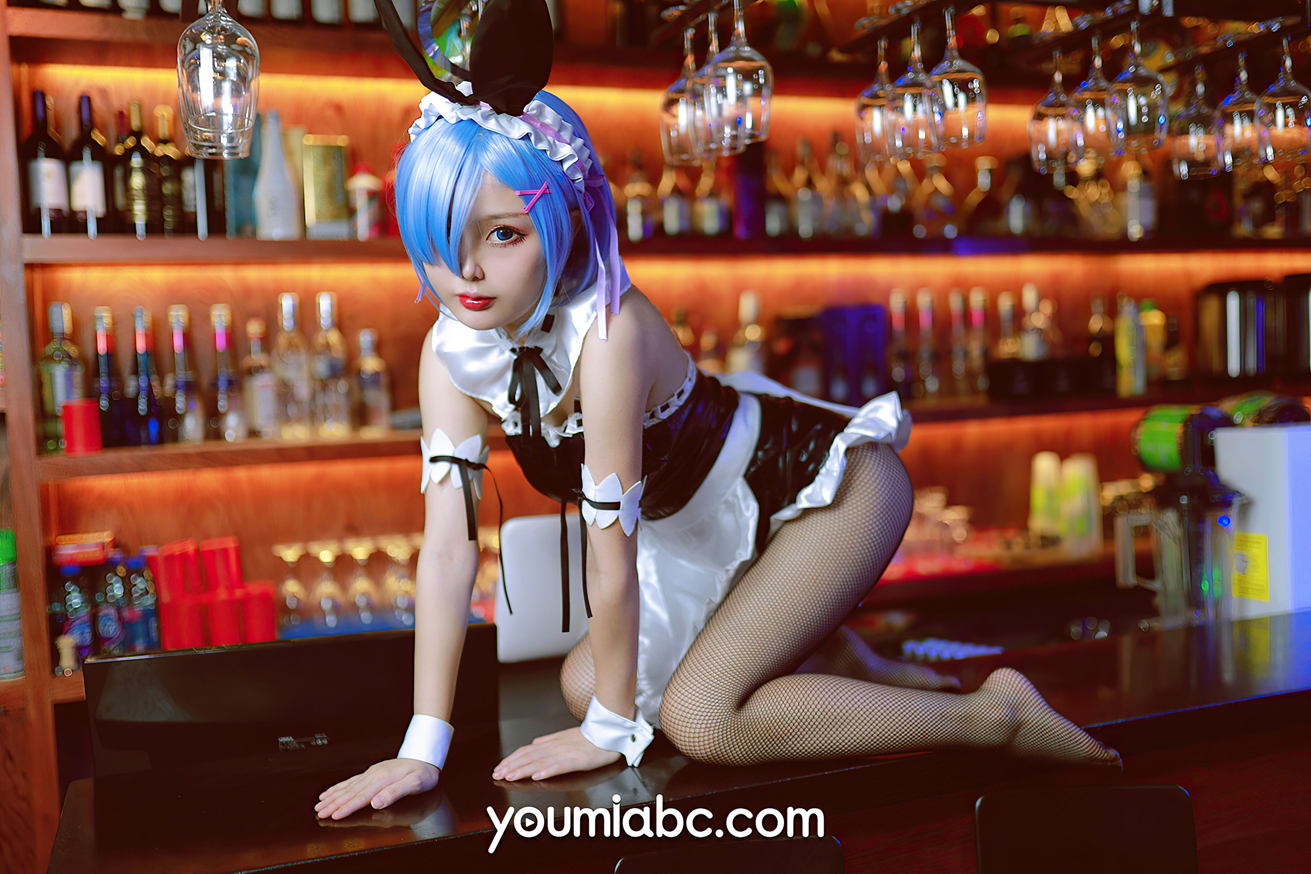 [尤蜜YouMiabc]  您的蛋蛋 蕾姆兔女郎的小酒馆