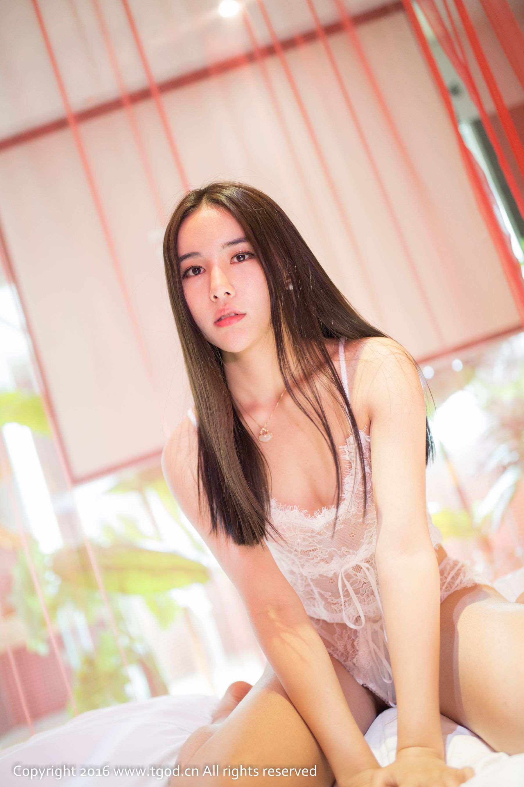 Miko《性感女仆、蕾丝翘臀诱惑》 [推女神TGOD]