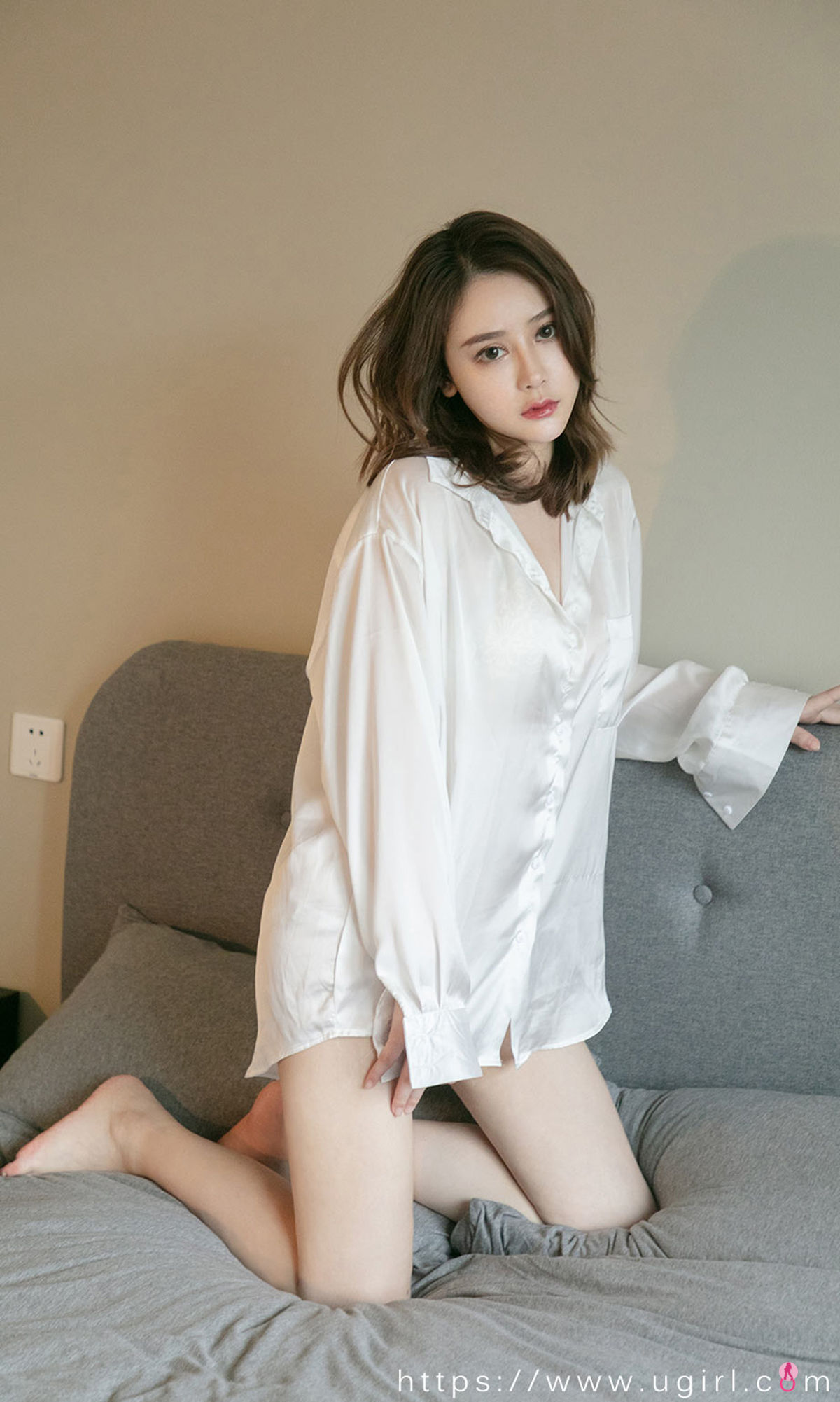 [爱尤物Ugirls] No.2294 coral 你眼里的光