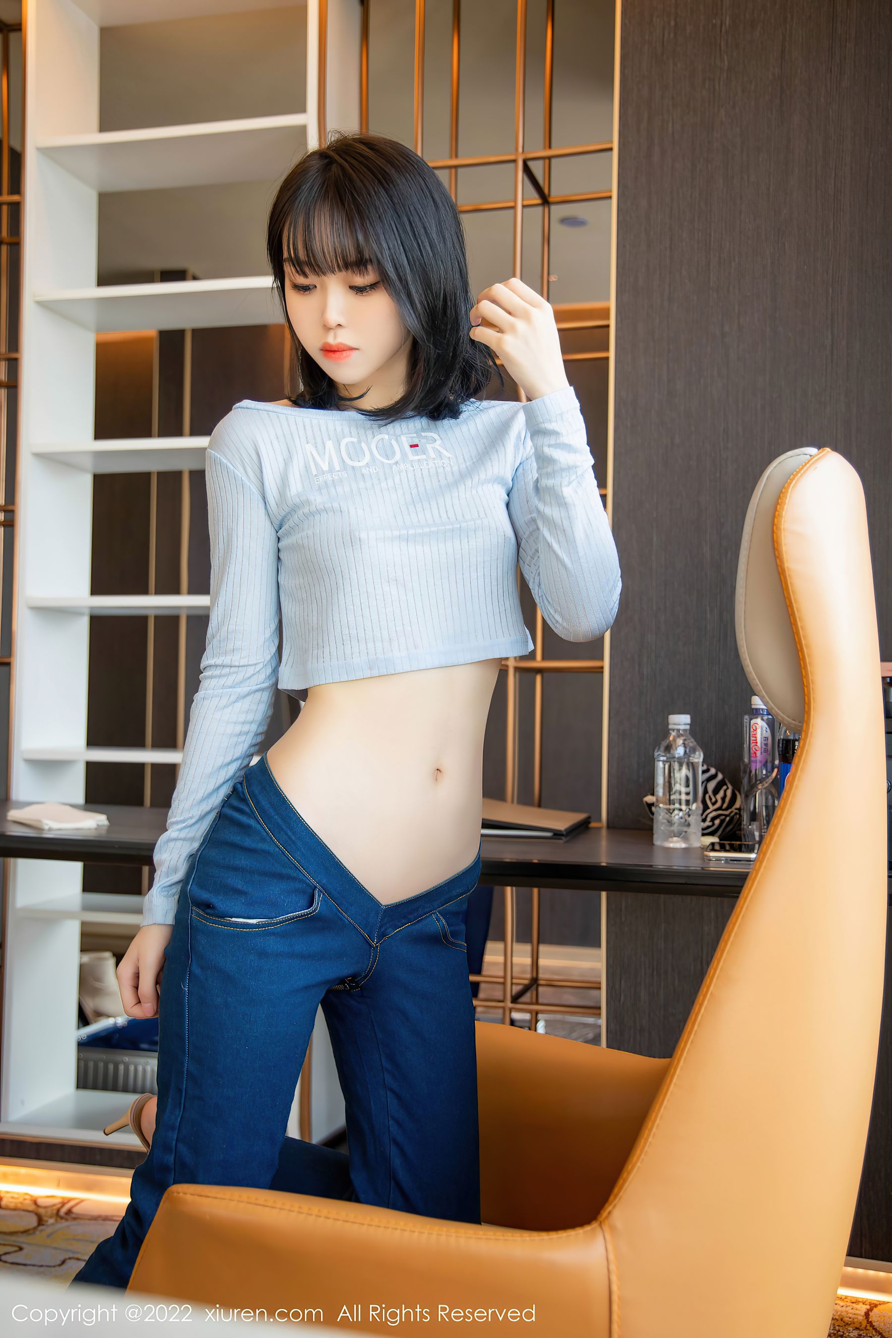[秀人XiuRen] No.4584 奶瓶