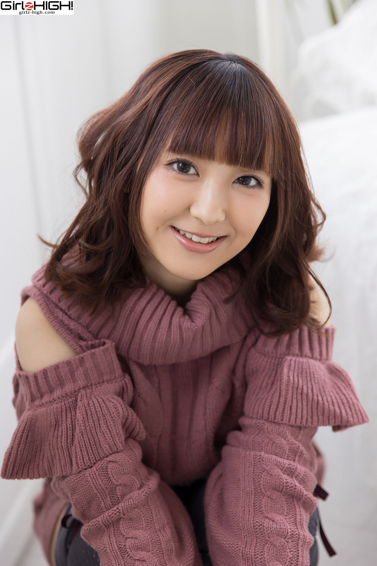 [Girlz-High] Ai Takanashi 高梨あい - bfaa_074_002