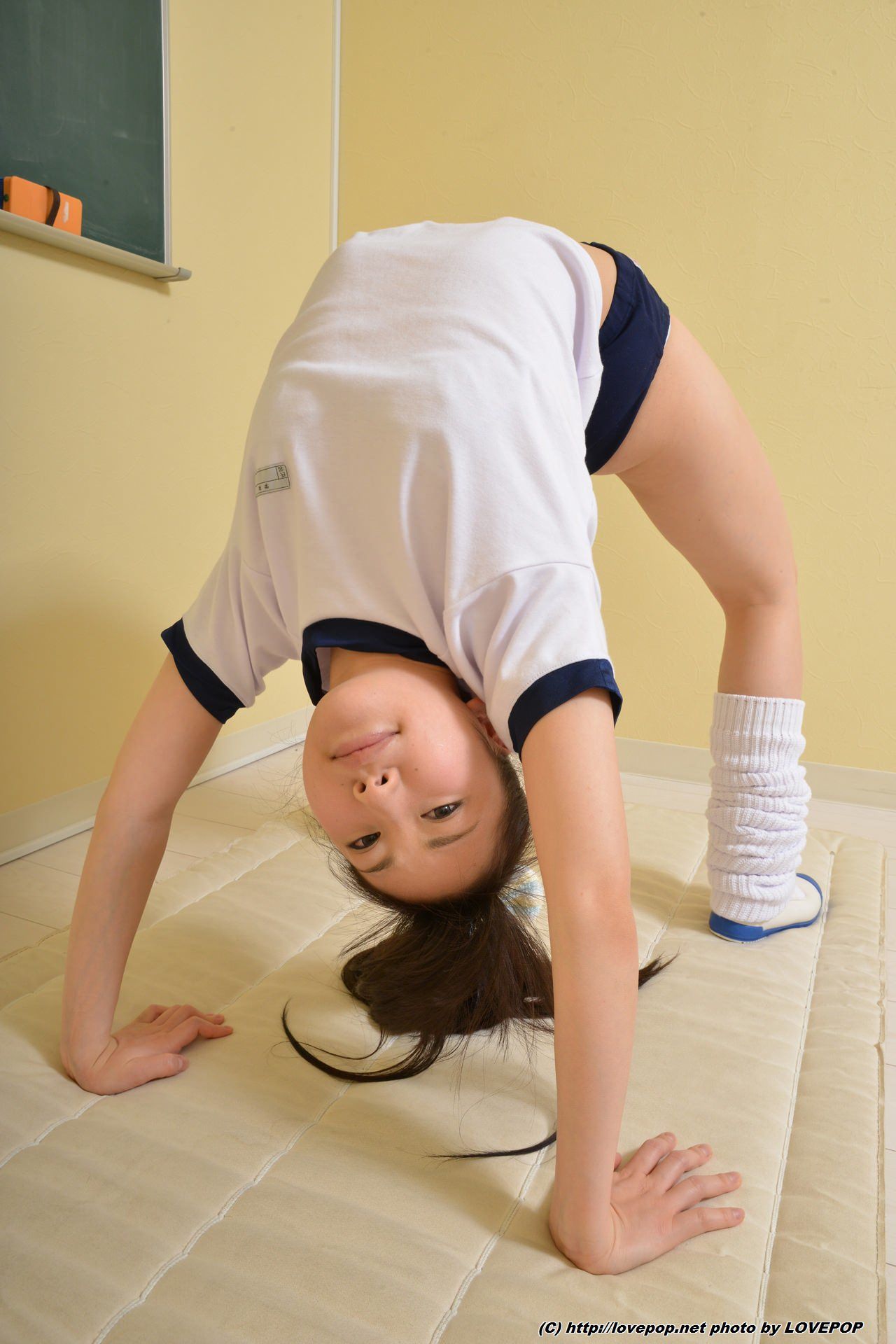 [LOVEPOP] Ito Yoshikawa 吉川いと Photoset 04