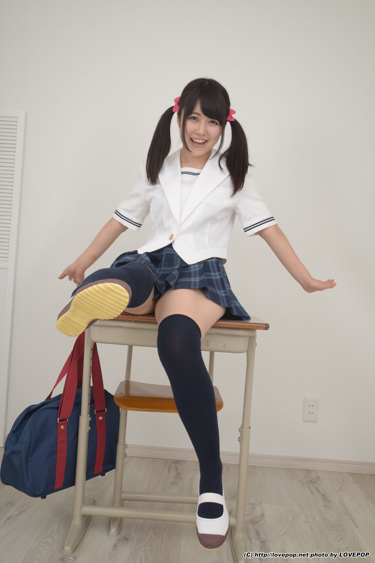 [LOVEPOP] Misa Suzumi 涼海みさ Excited with beautiful breasts ! - PPV