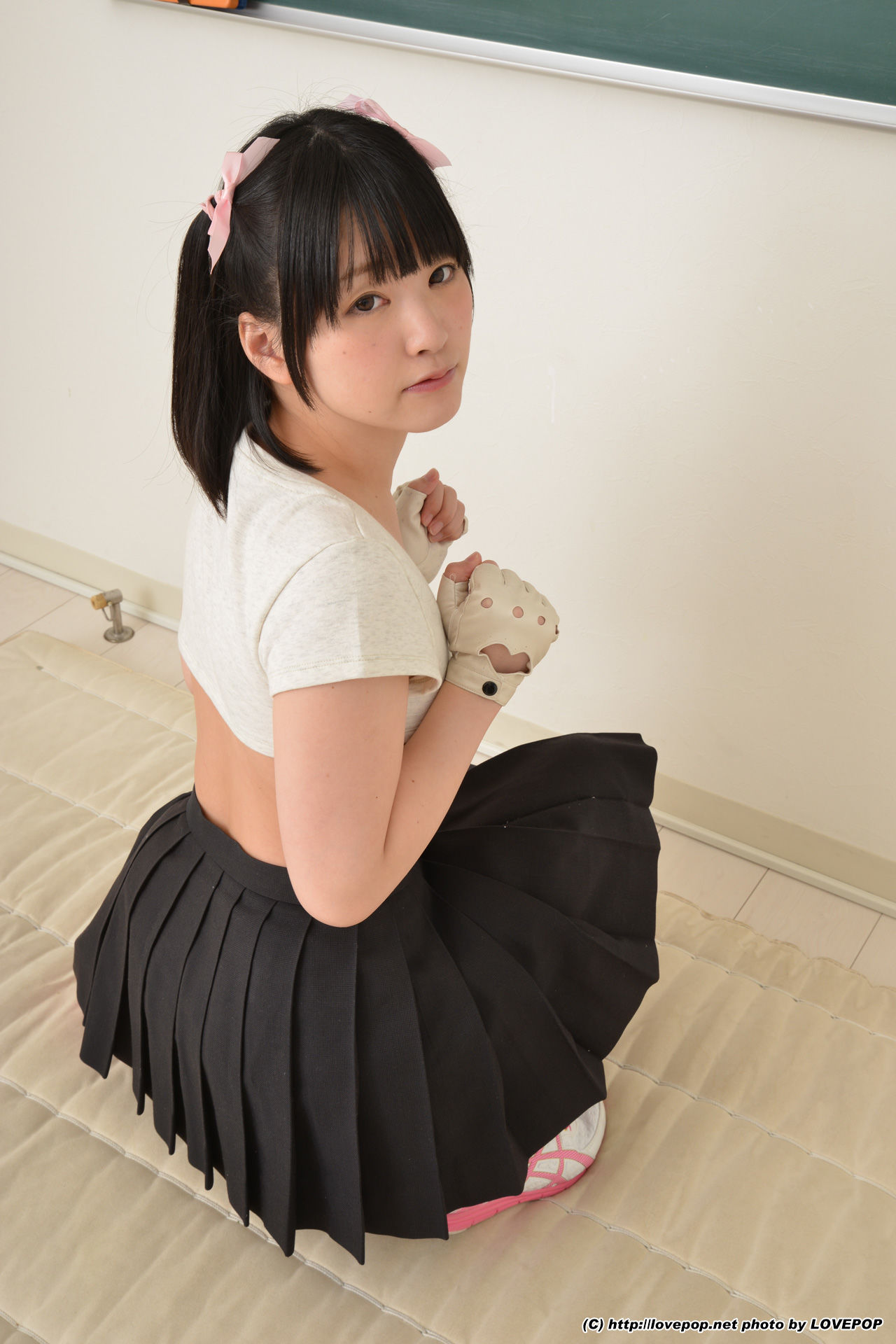 [LOVEPOP] Tsuna Kimura 木村つな Grinding with bold waist straps! - PPV
