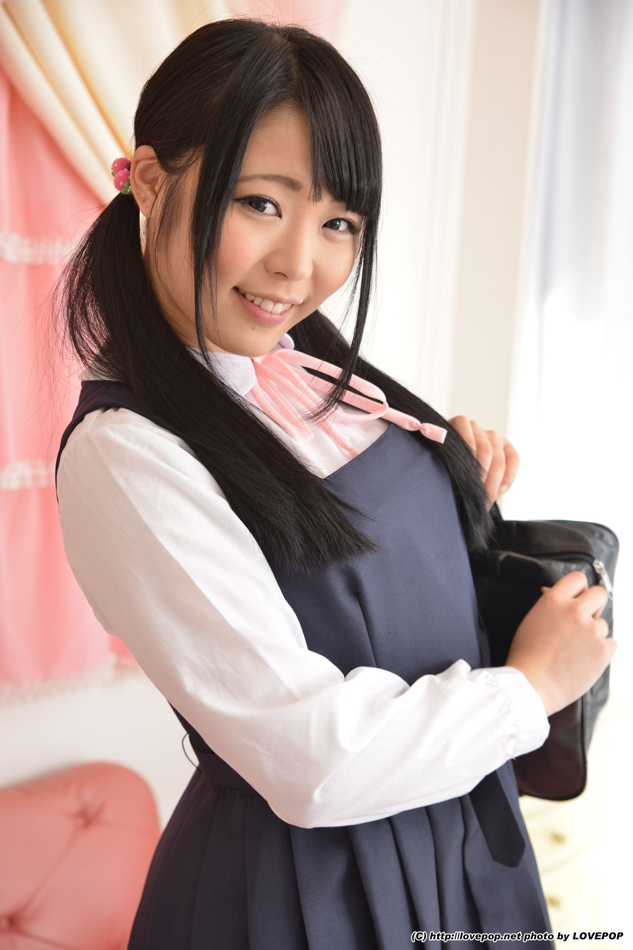 [LOVEPOP] Yui Kawagoe 川越ゆい Shaved ，cucumber ! - PPV