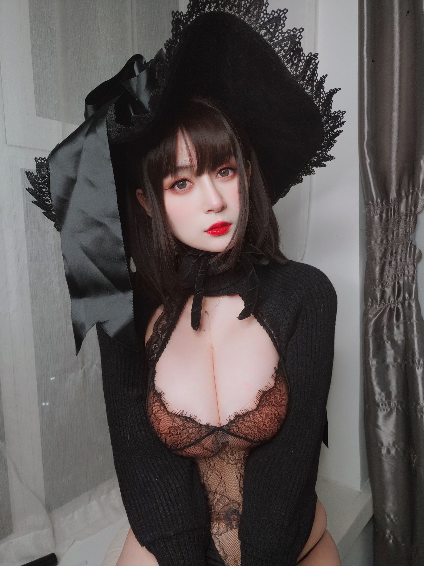 [福利COS] Coser小姐姐白银 - 柴郡魔女