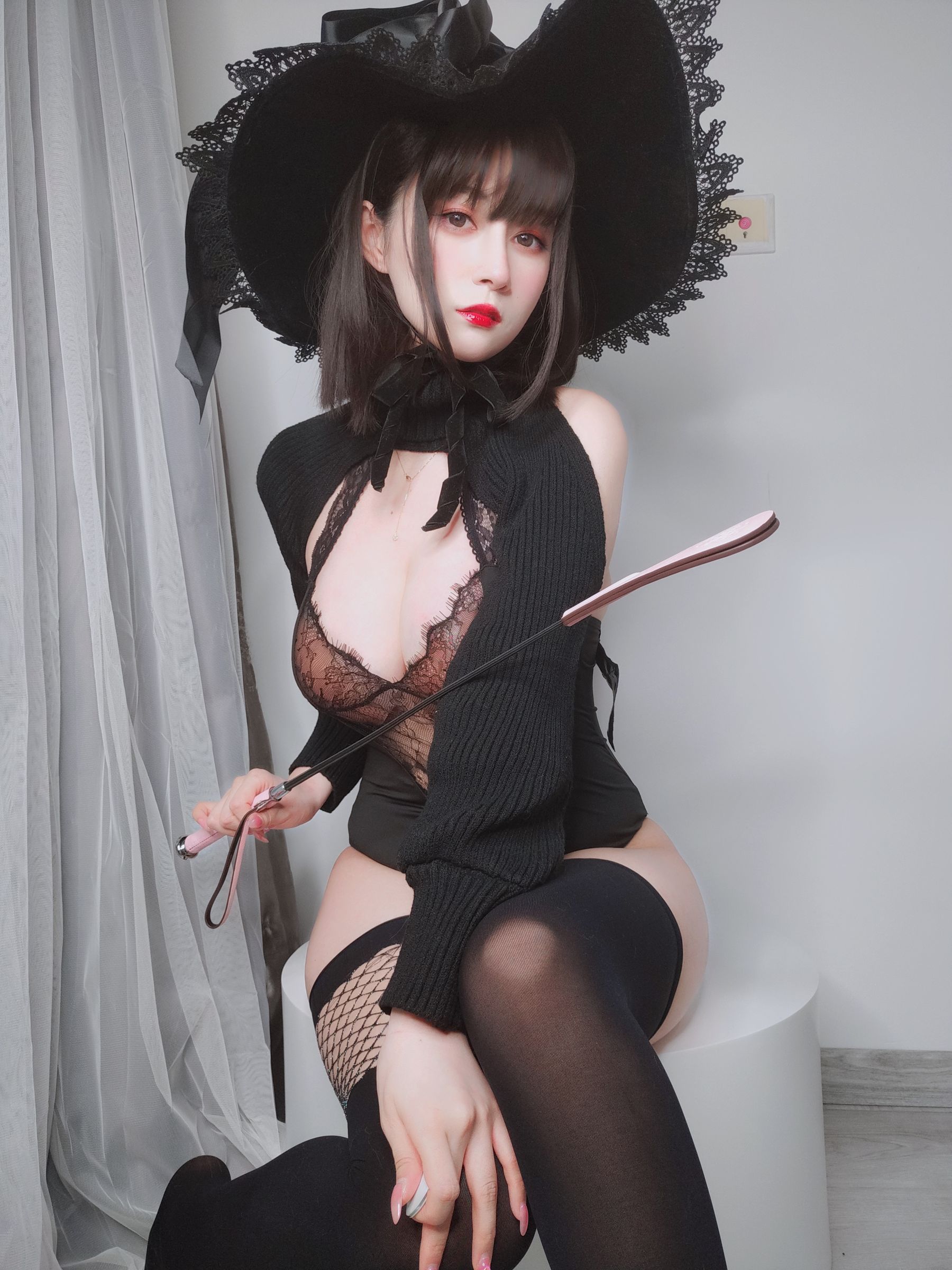 [福利COS] Coser小姐姐白银 - 柴郡魔女