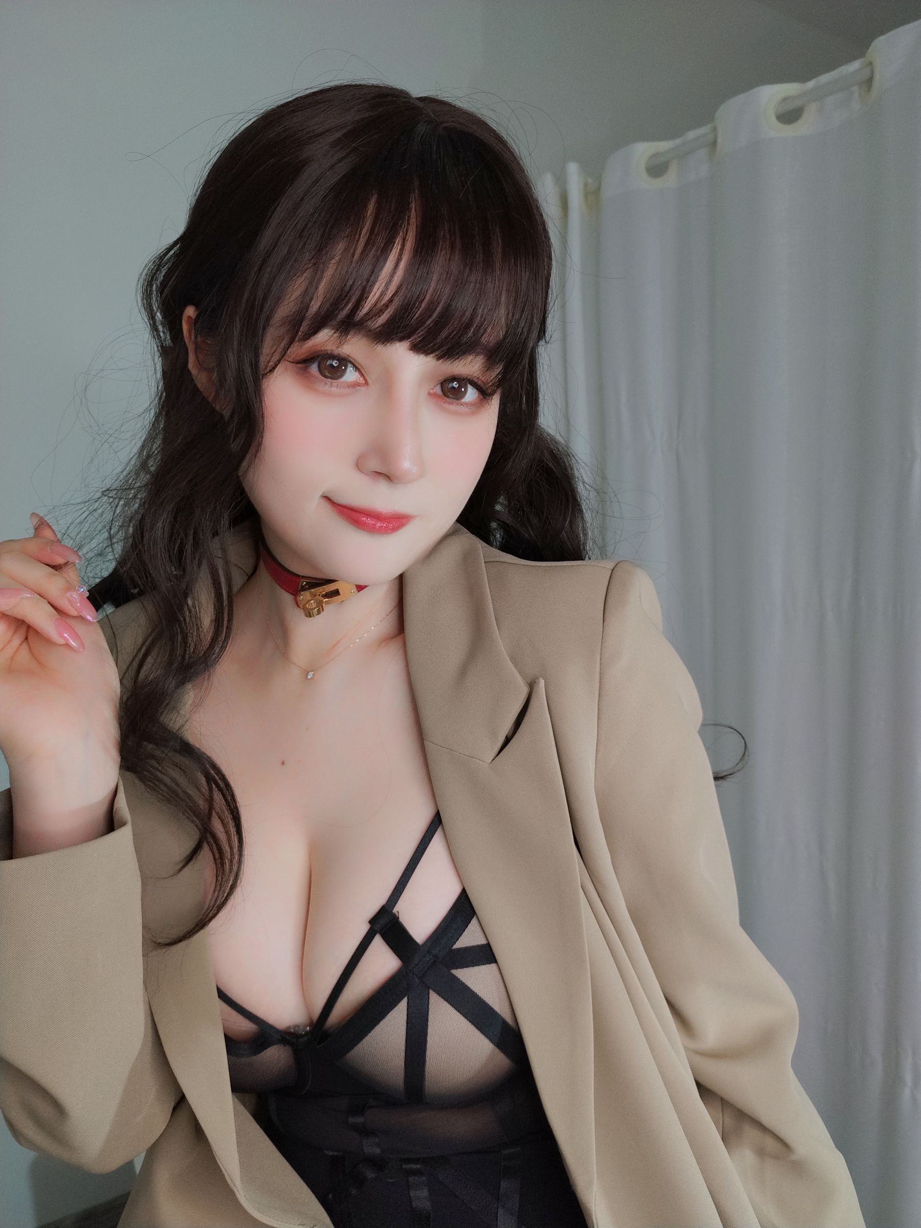 [福利COS] Coser小姐姐白银 - 黑丝OL情趣