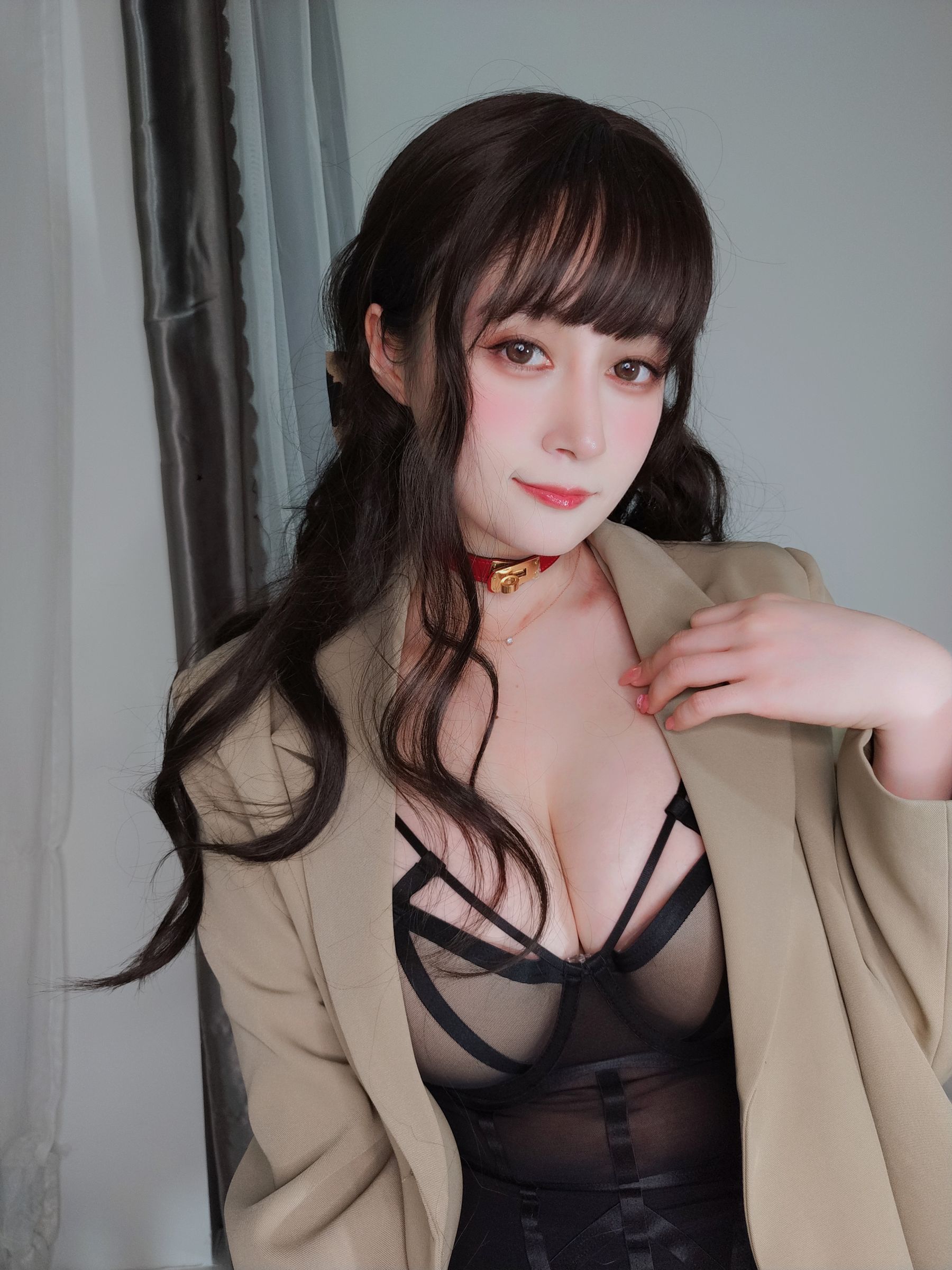 [福利COS] Coser小姐姐白银 - 黑丝OL情趣