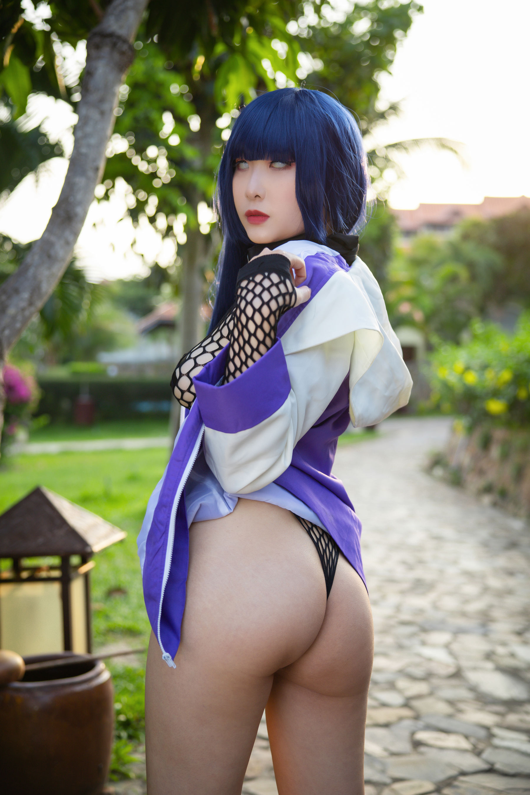[福利COS] Sunnyvier - Hinata Poolside