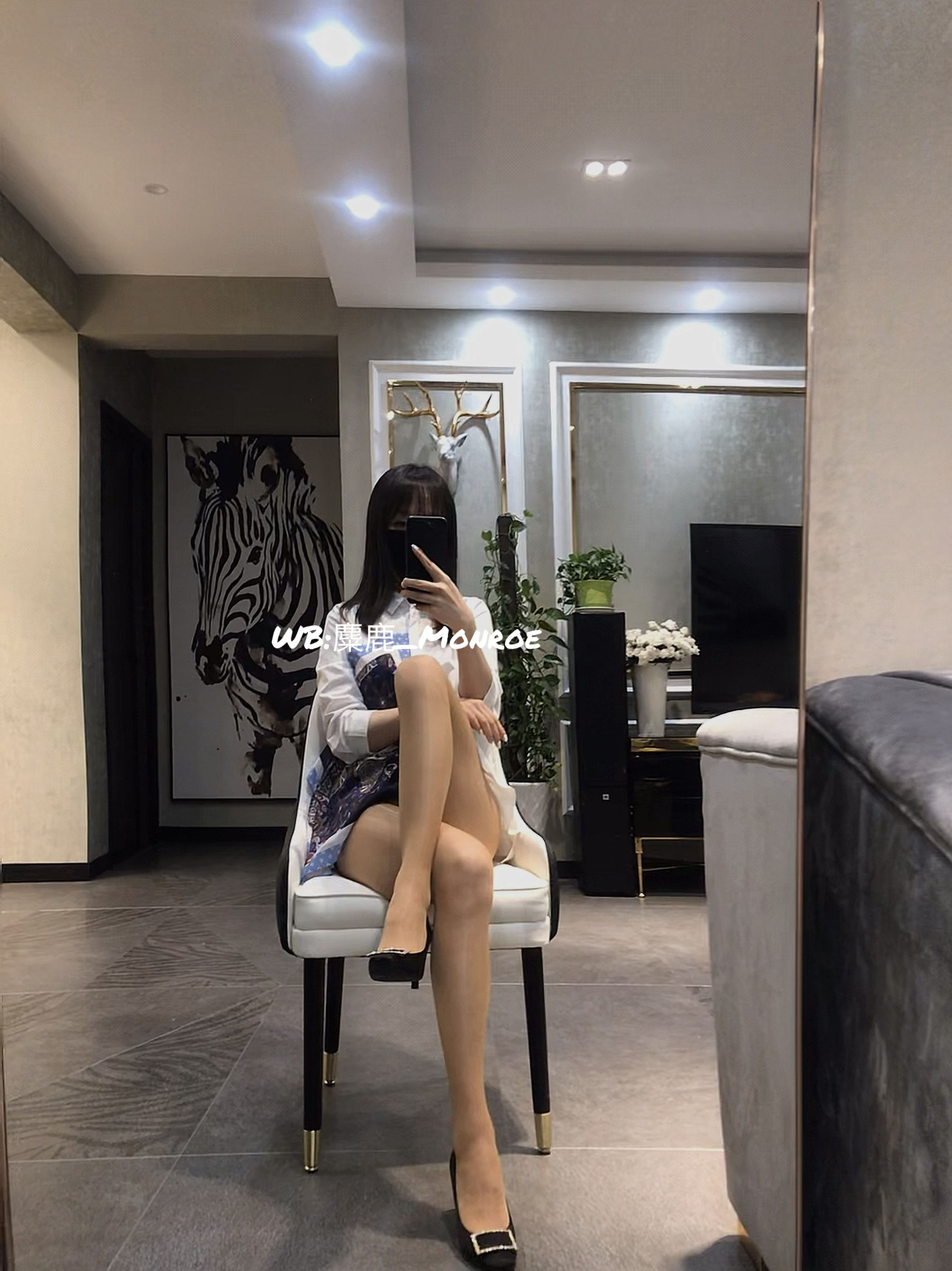 [福利COS] 丝足博主麋鹿_Monroe 2020.06.24 忍不住想你