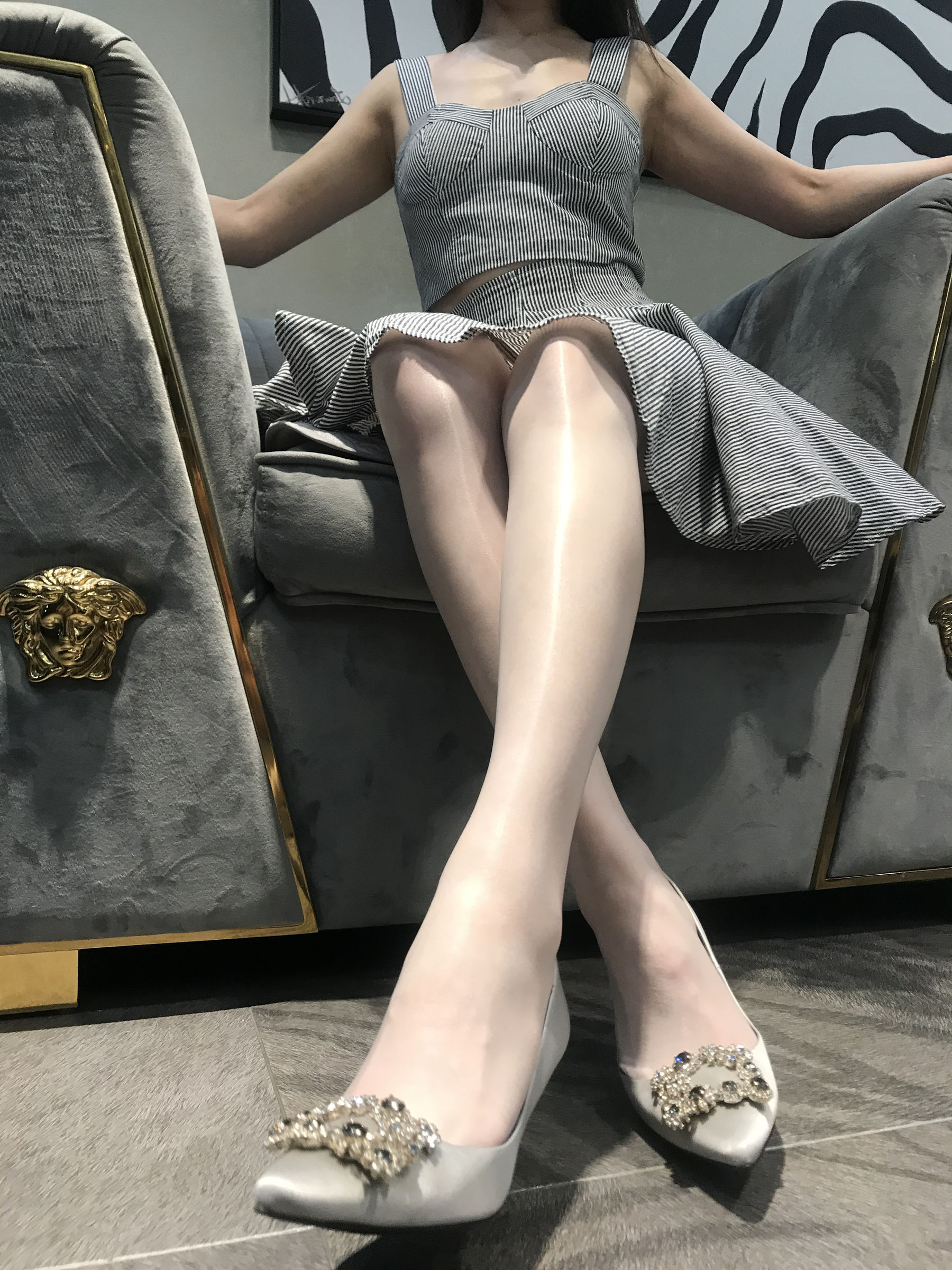 [福利COS] 丝足博主麋鹿_Monroe 2020.07.06 百变妖姬