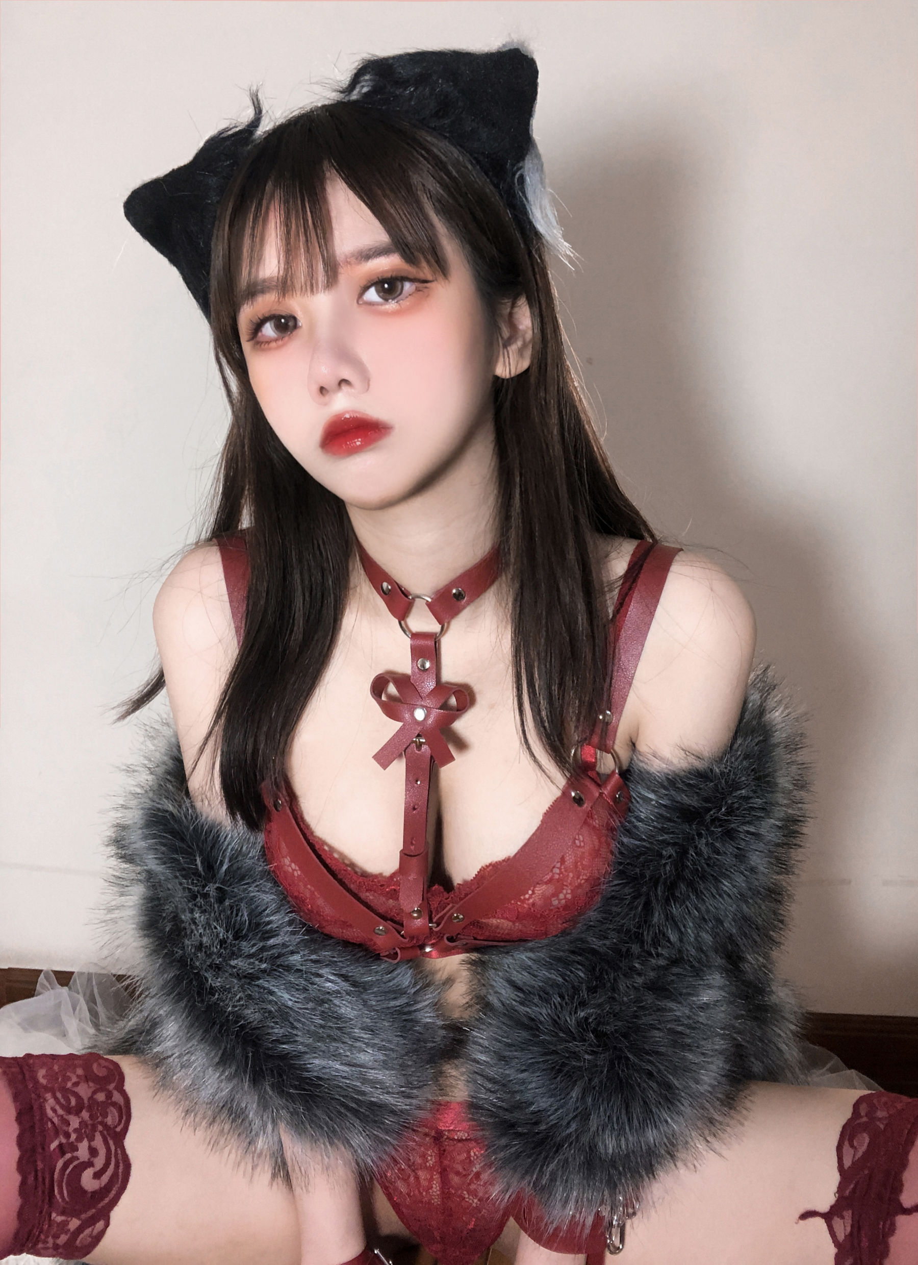 [福利COS] 动漫博主果咩酱w - 红太狼
