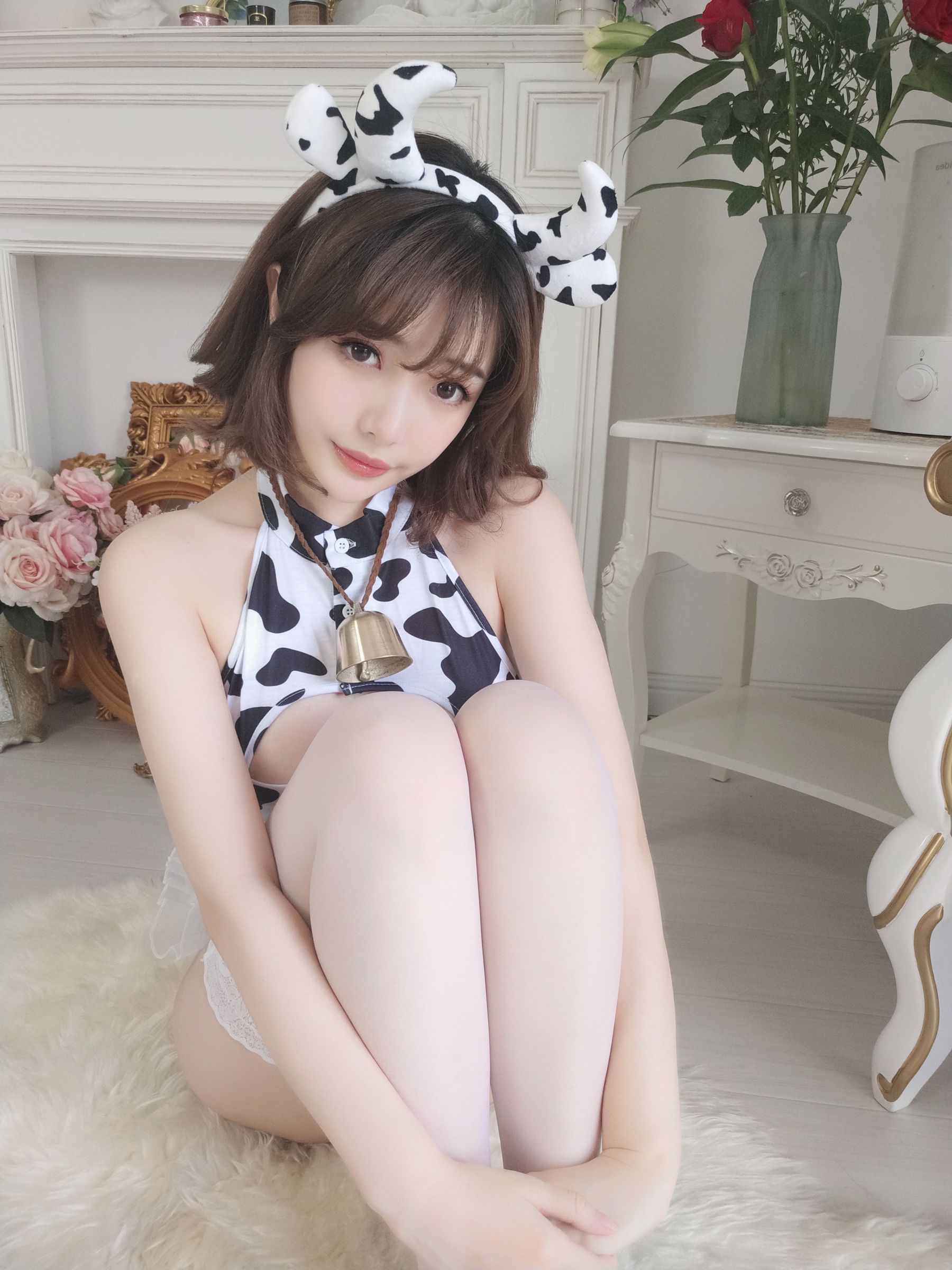 [福利COS] 动漫博主雯妹 - 奶牛