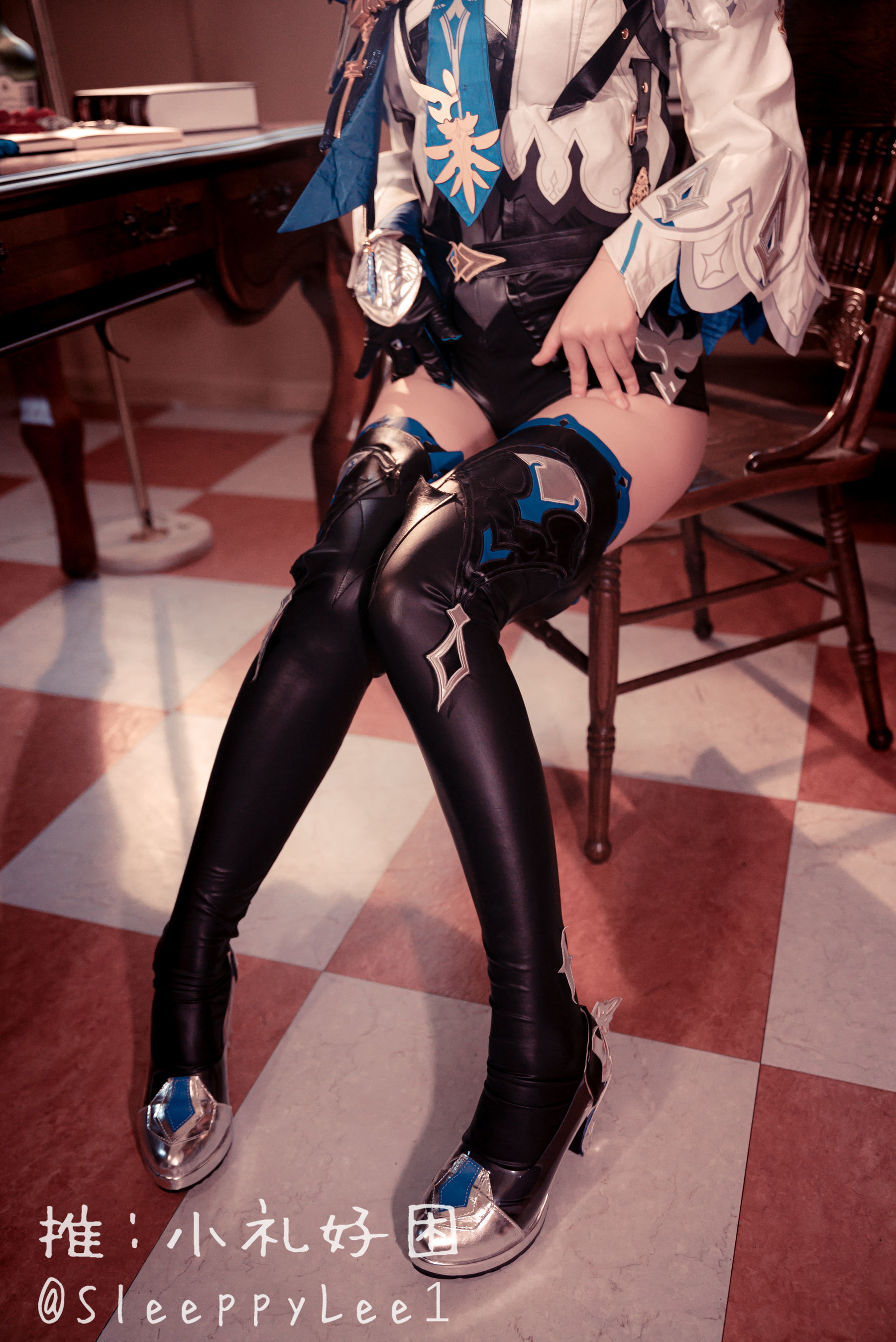 [福利COS] 小礼好困 - 优菈