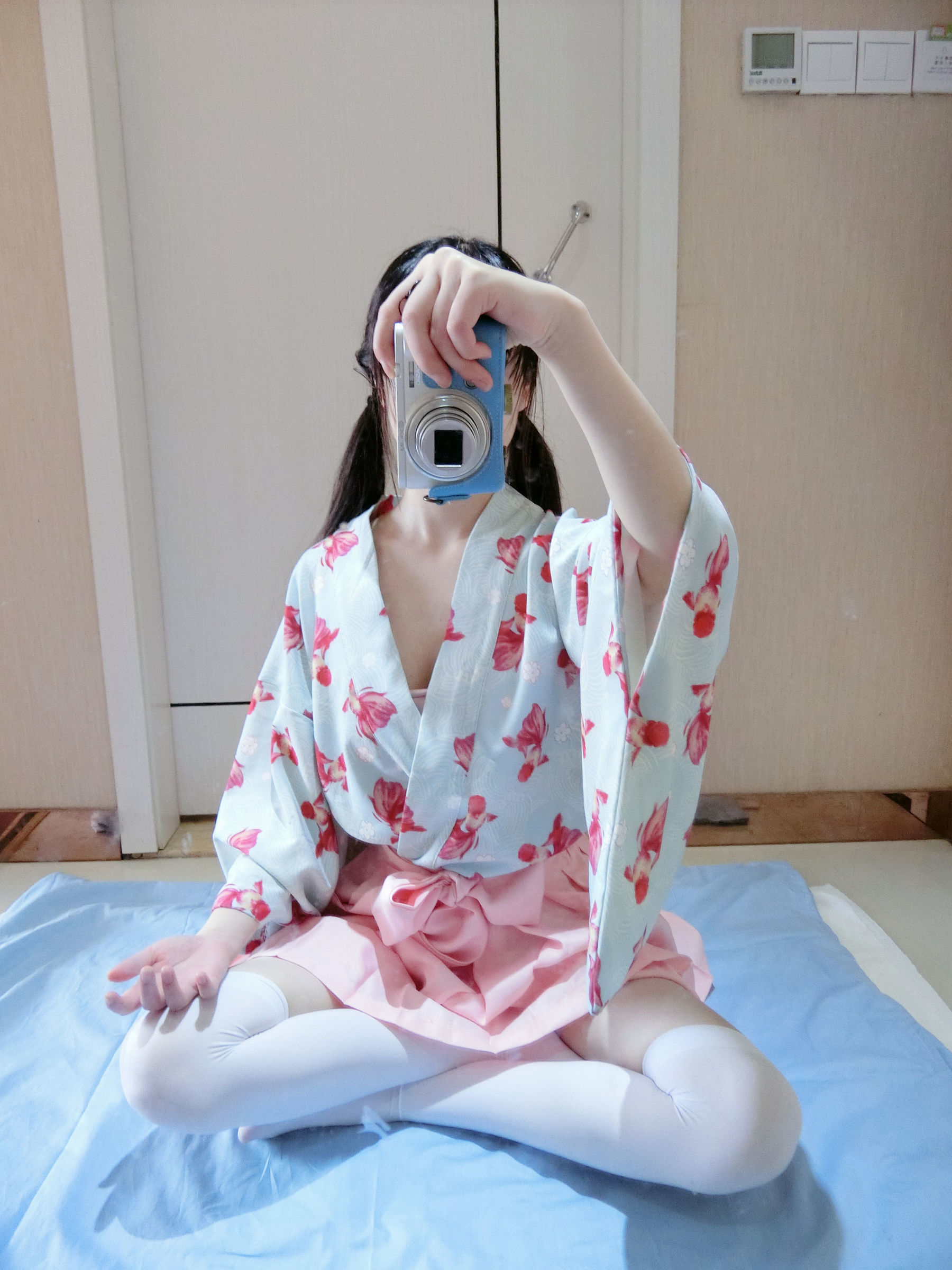 [福利COS] 微博萌妹子西尔酱 - 金鱼和服