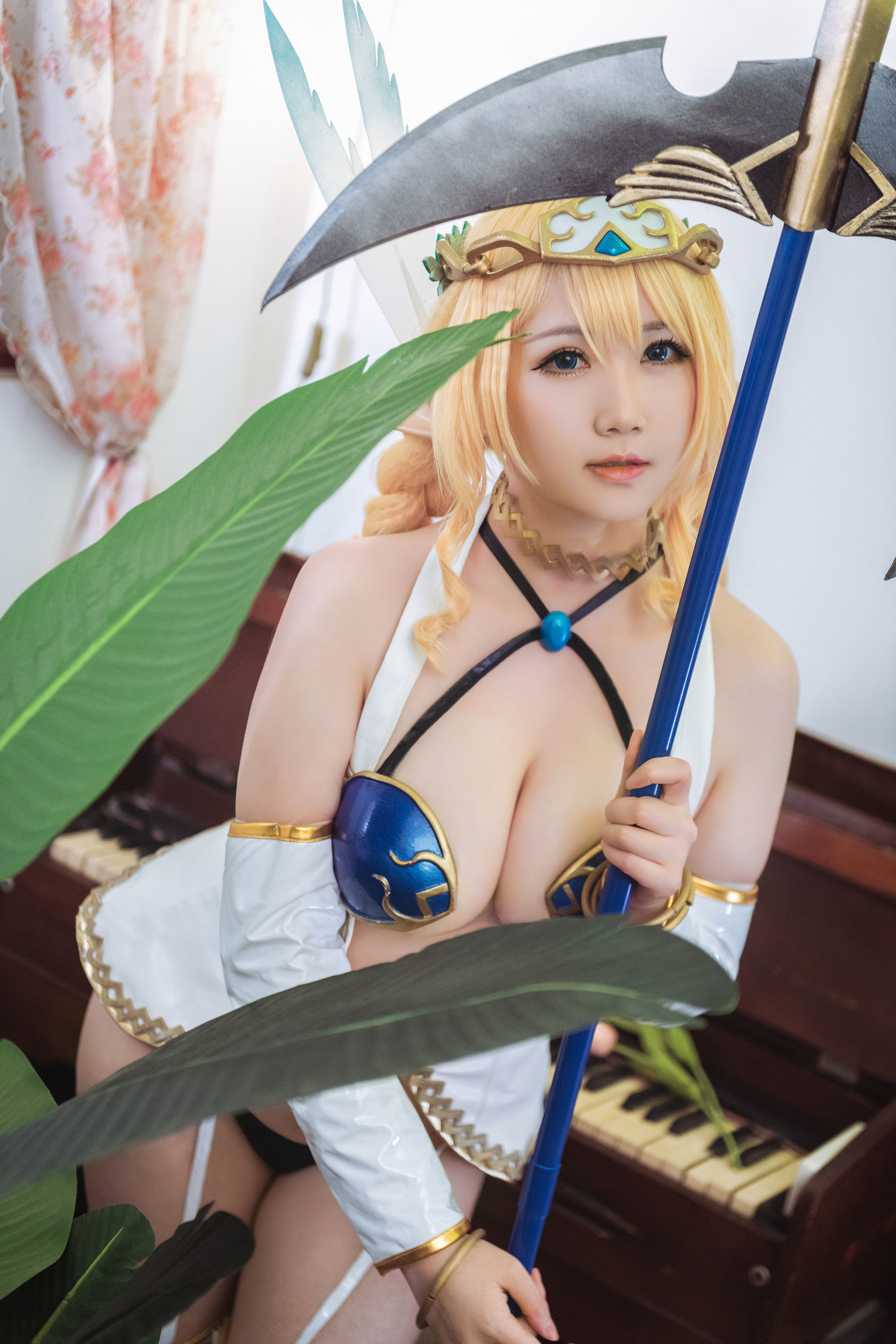 [福利COS] 微肉感萌妹是本末末 - 精灵村