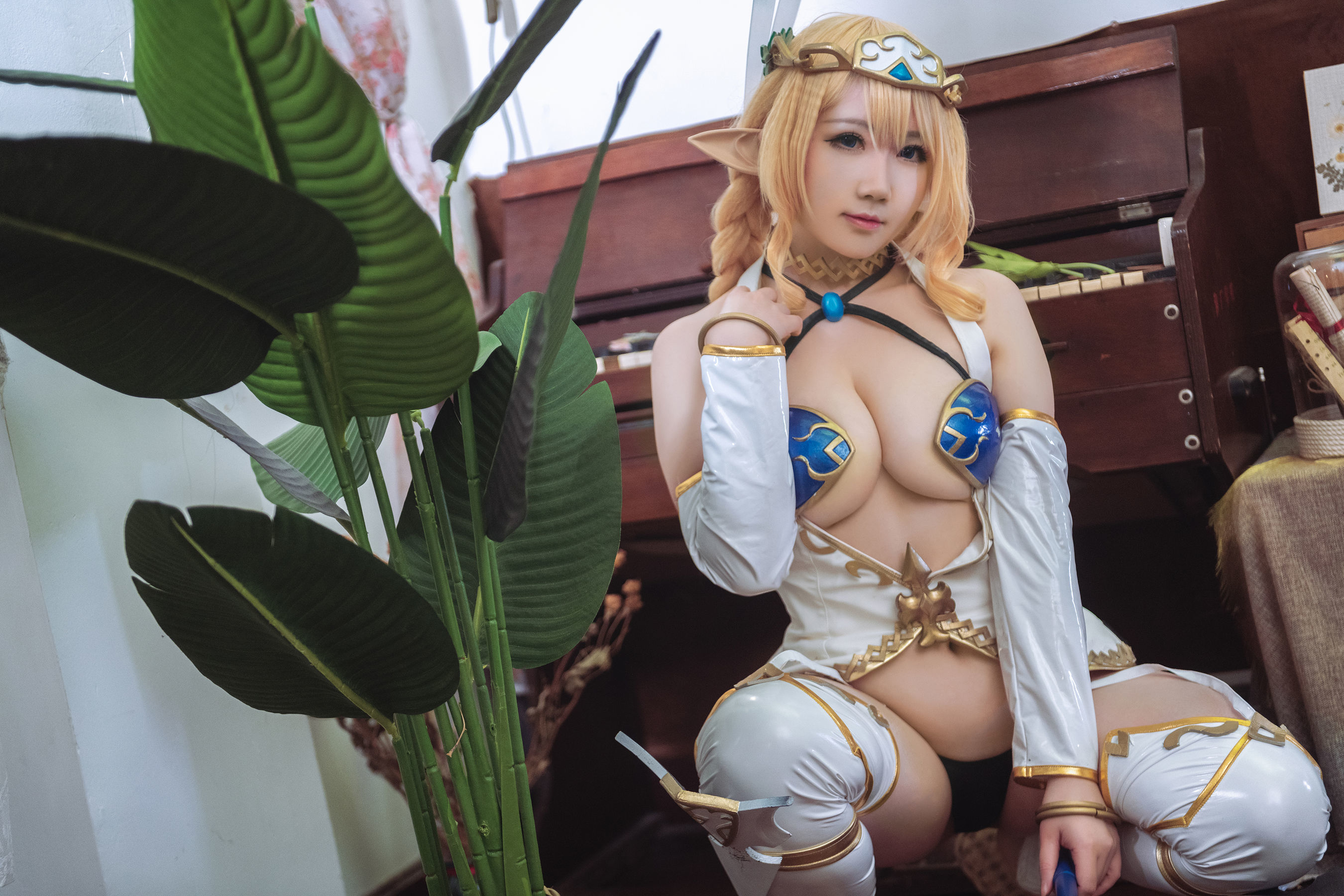 [福利COS] 微肉感萌妹是本末末 - 精灵村