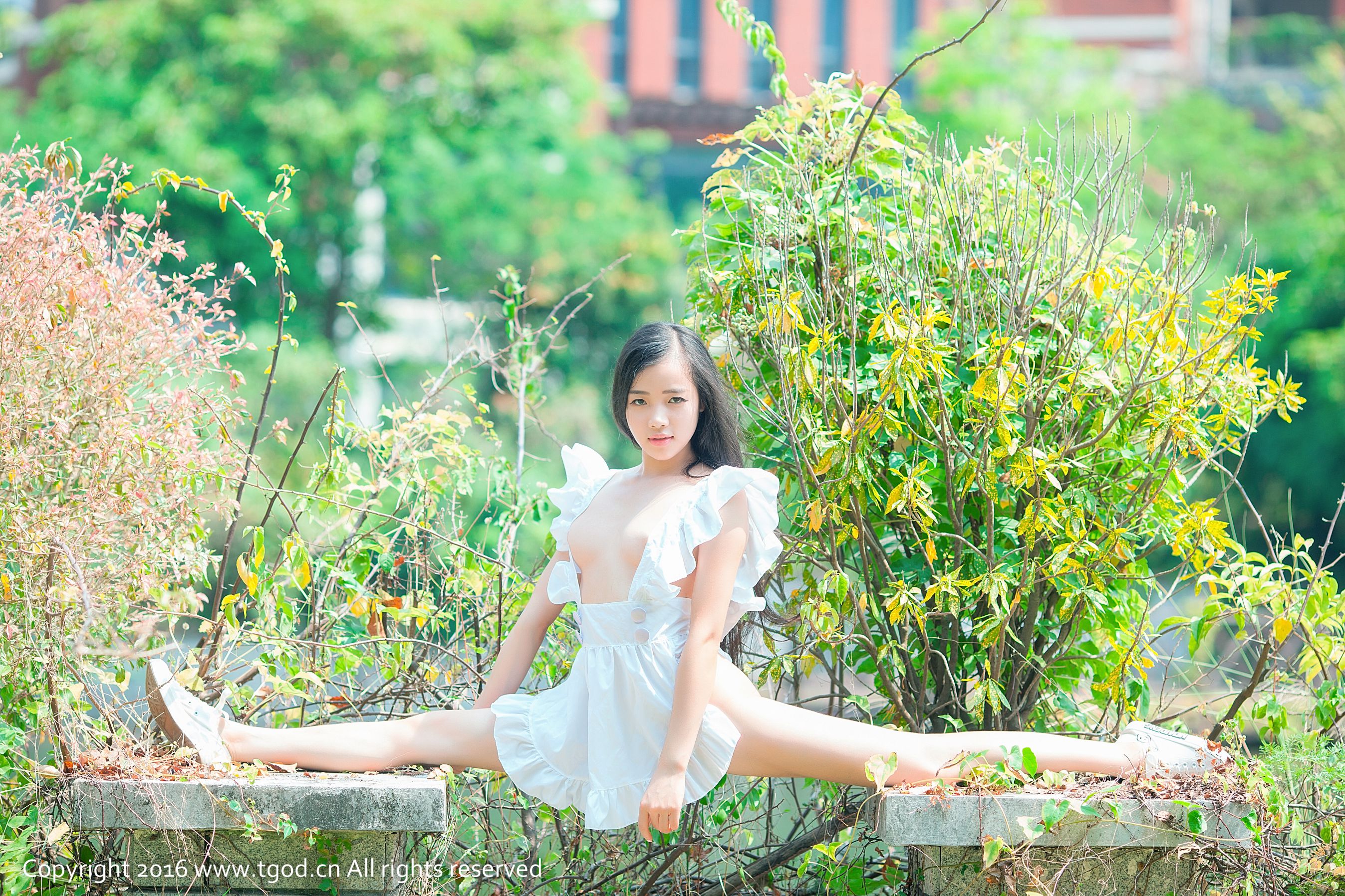 蔻蔻《女仆翘臀小清新》 [推女神TGOD]