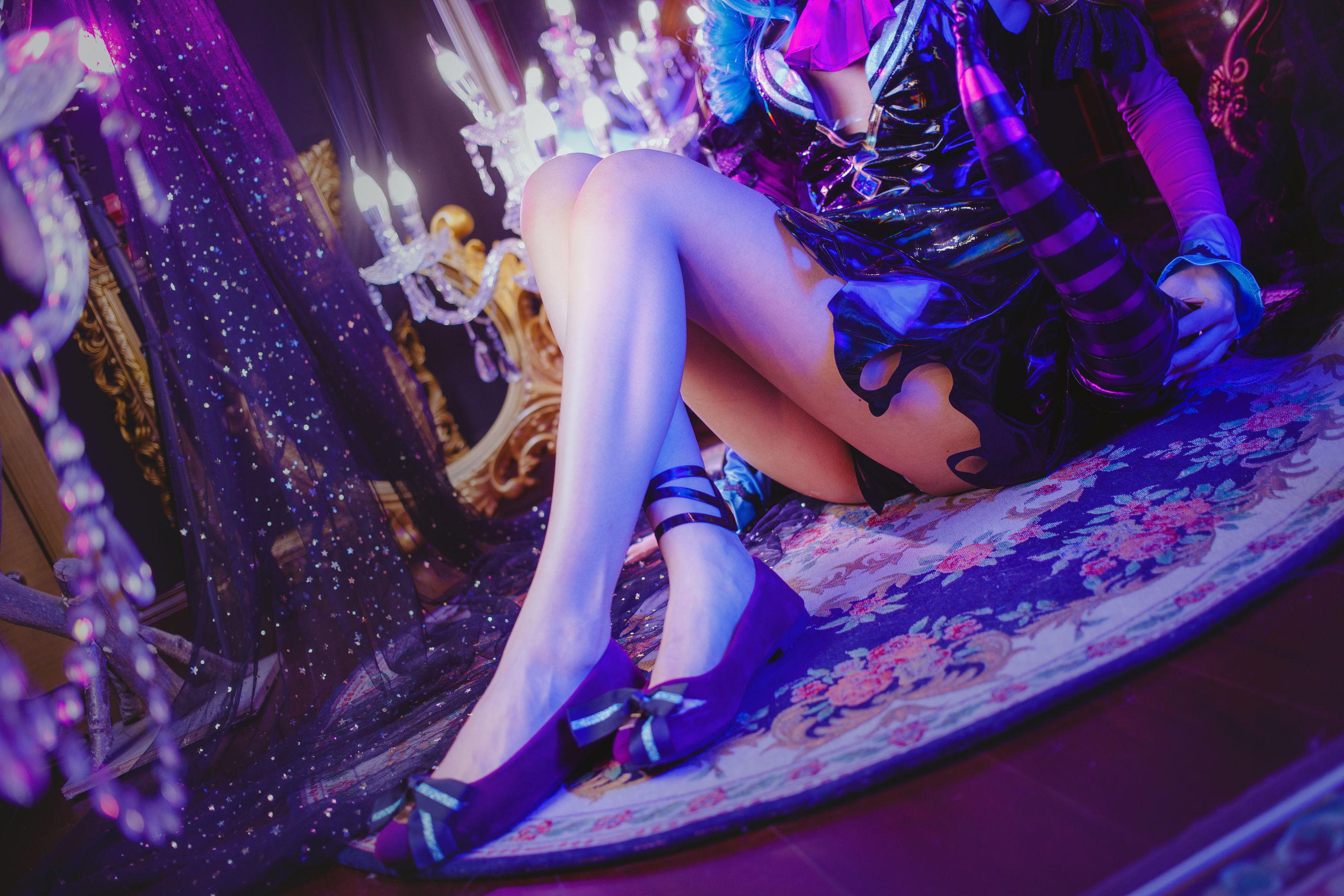 [福利COS] 萌系小姐姐木绵绵OwO - miku小恶魔