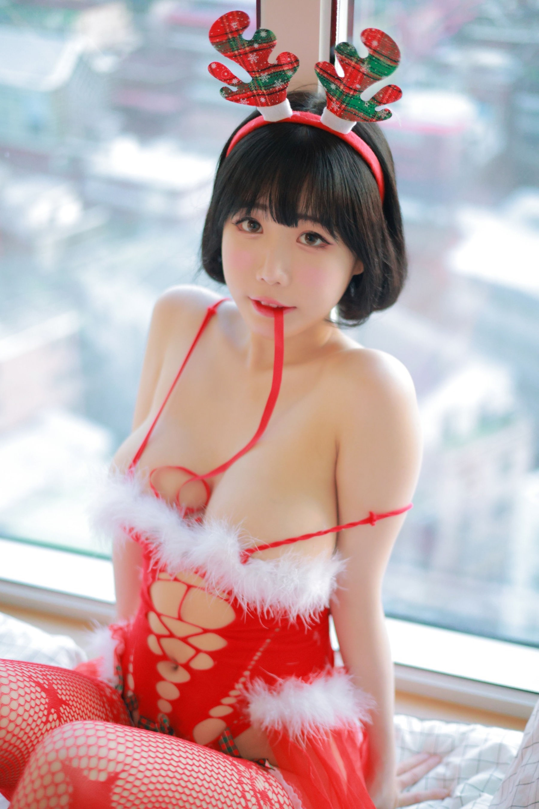 [福利COS] 韩网可爱性感网红Addielyn - X\'mas