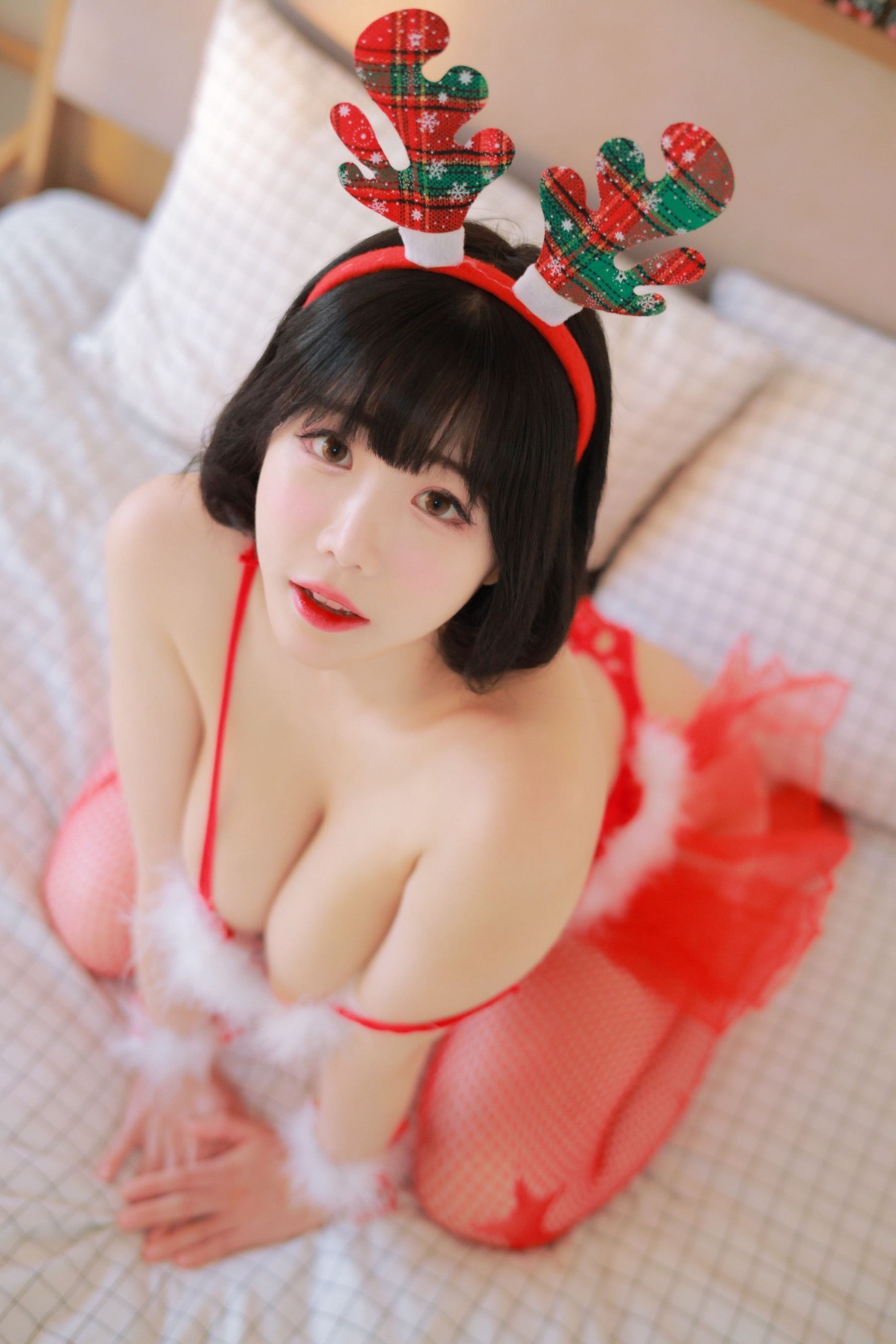 [福利COS] 韩网可爱性感网红Addielyn - X\'mas