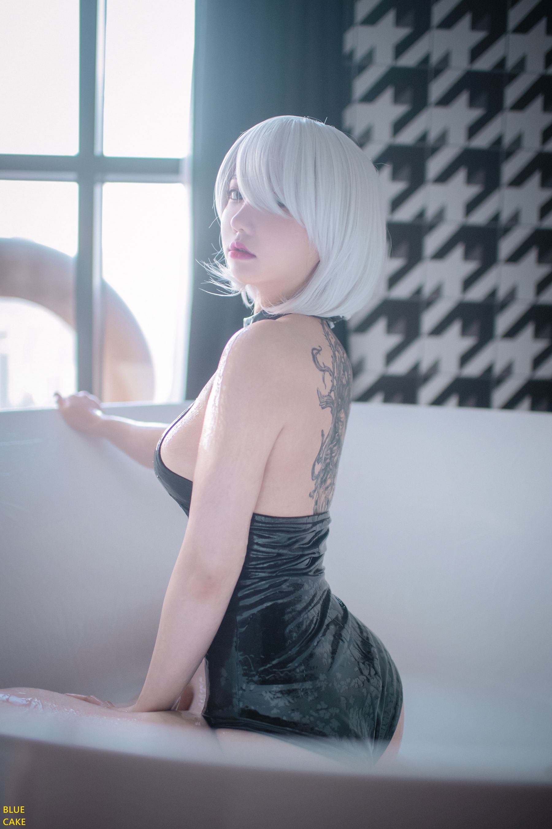 [BLUECAKE]  Yeeun - 2B RED+(2)