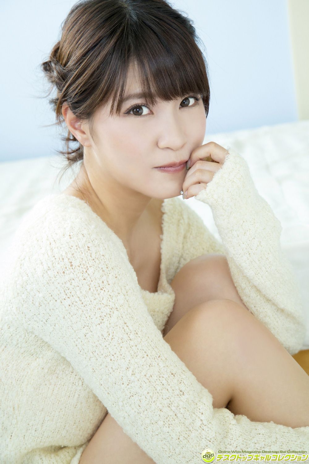 岸明日香《バスト９０★Ｇカップのゴージャスガール！》  [DGC] NO.1324