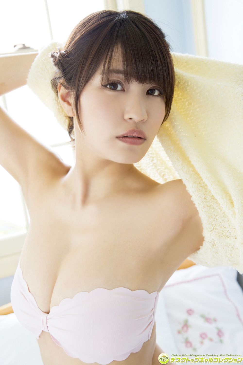 岸明日香《バスト９０★Ｇカップのゴージャスガール！》  [DGC] NO.1324