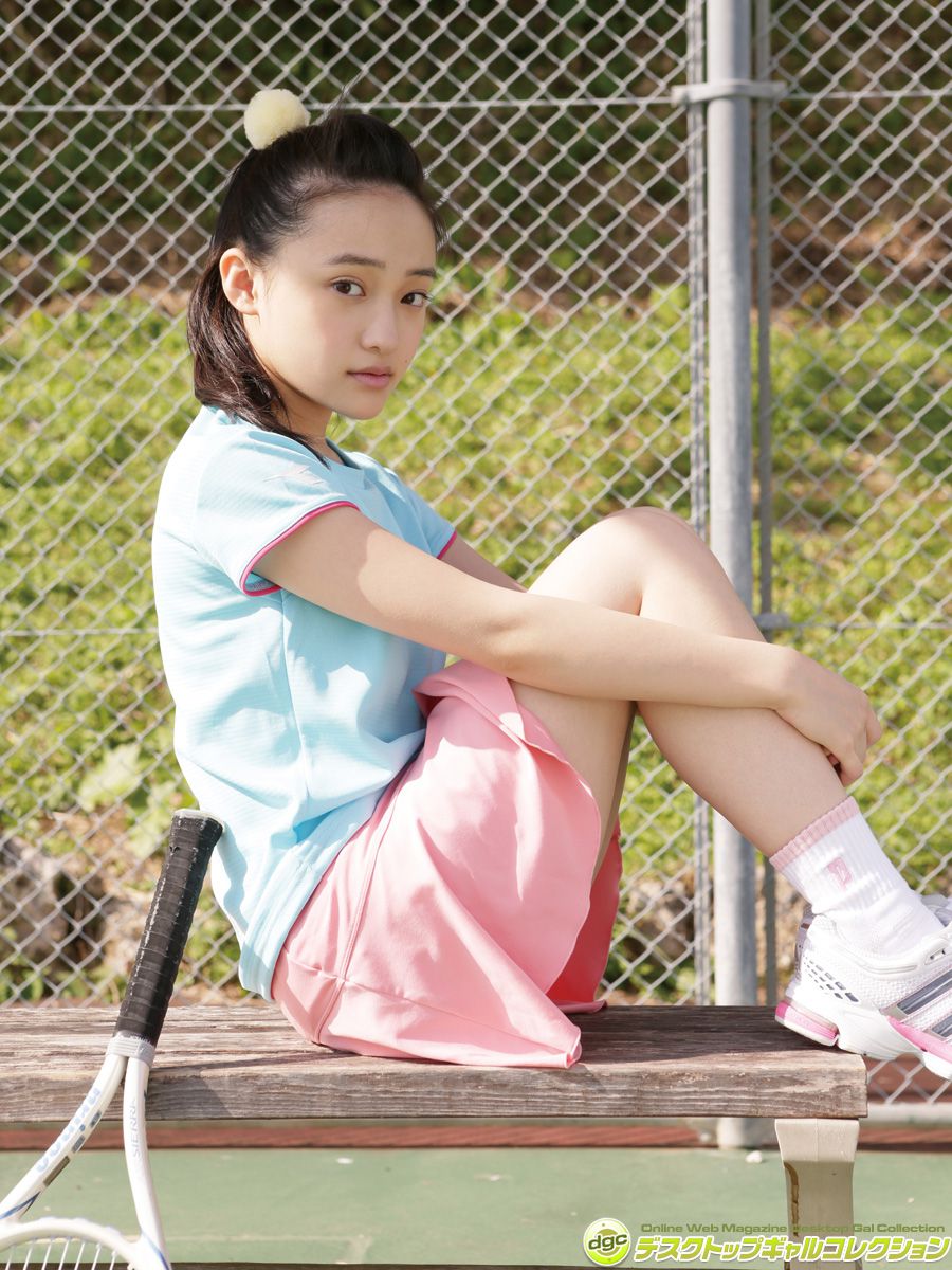 相川結《クラシックバレエで培った柔らかい肢体披露》  [DGC] NO.1327