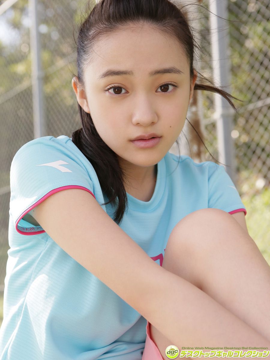 相川結《クラシックバレエで培った柔らかい肢体披露》  [DGC] NO.1327