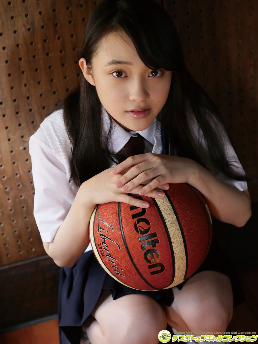相川結《クラシックバレエで培った柔らかい肢体披露》  [DGC] NO.1327