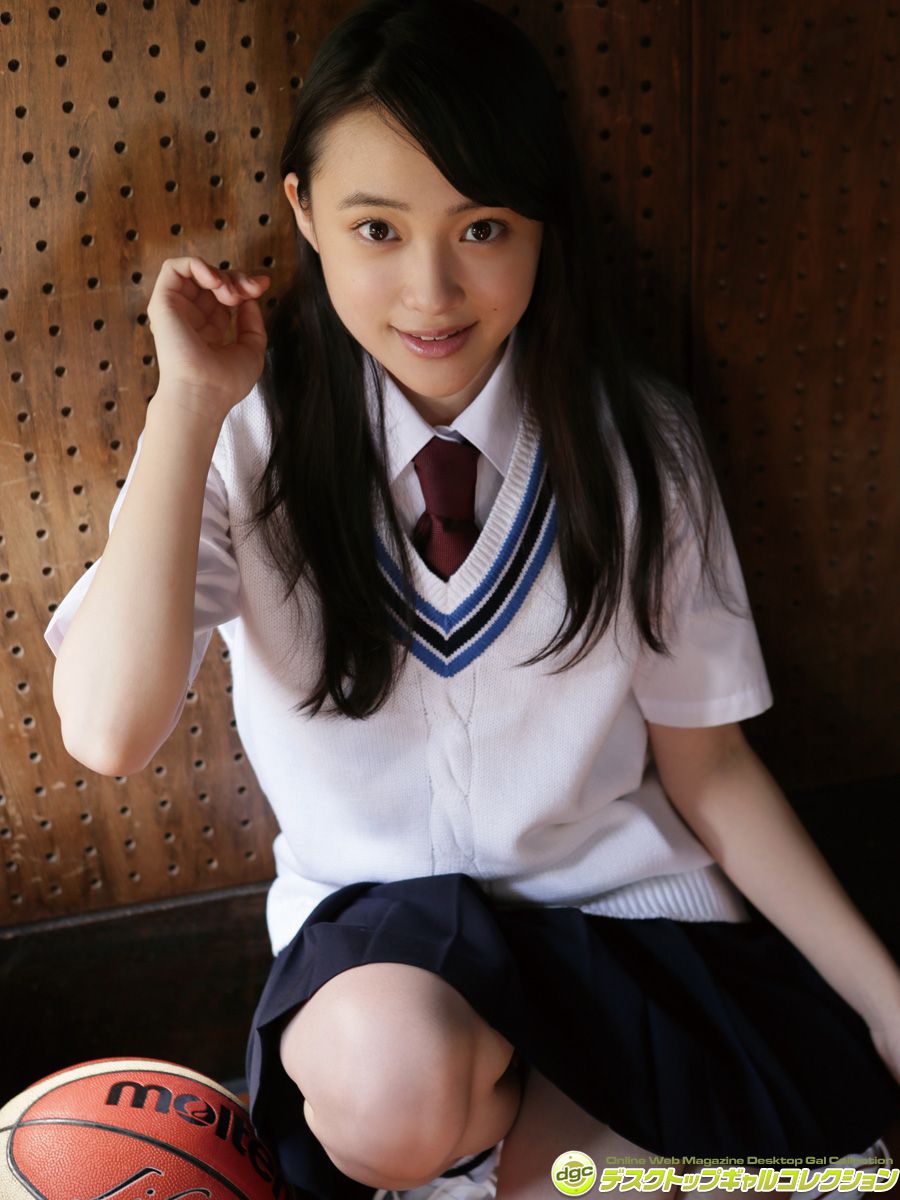 相川結《クラシックバレエで培った柔らかい肢体披露》  [DGC] NO.1327