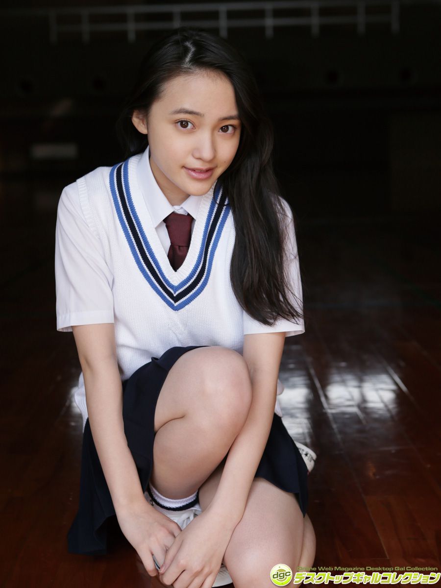 相川結《クラシックバレエで培った柔らかい肢体披露》  [DGC] NO.1327