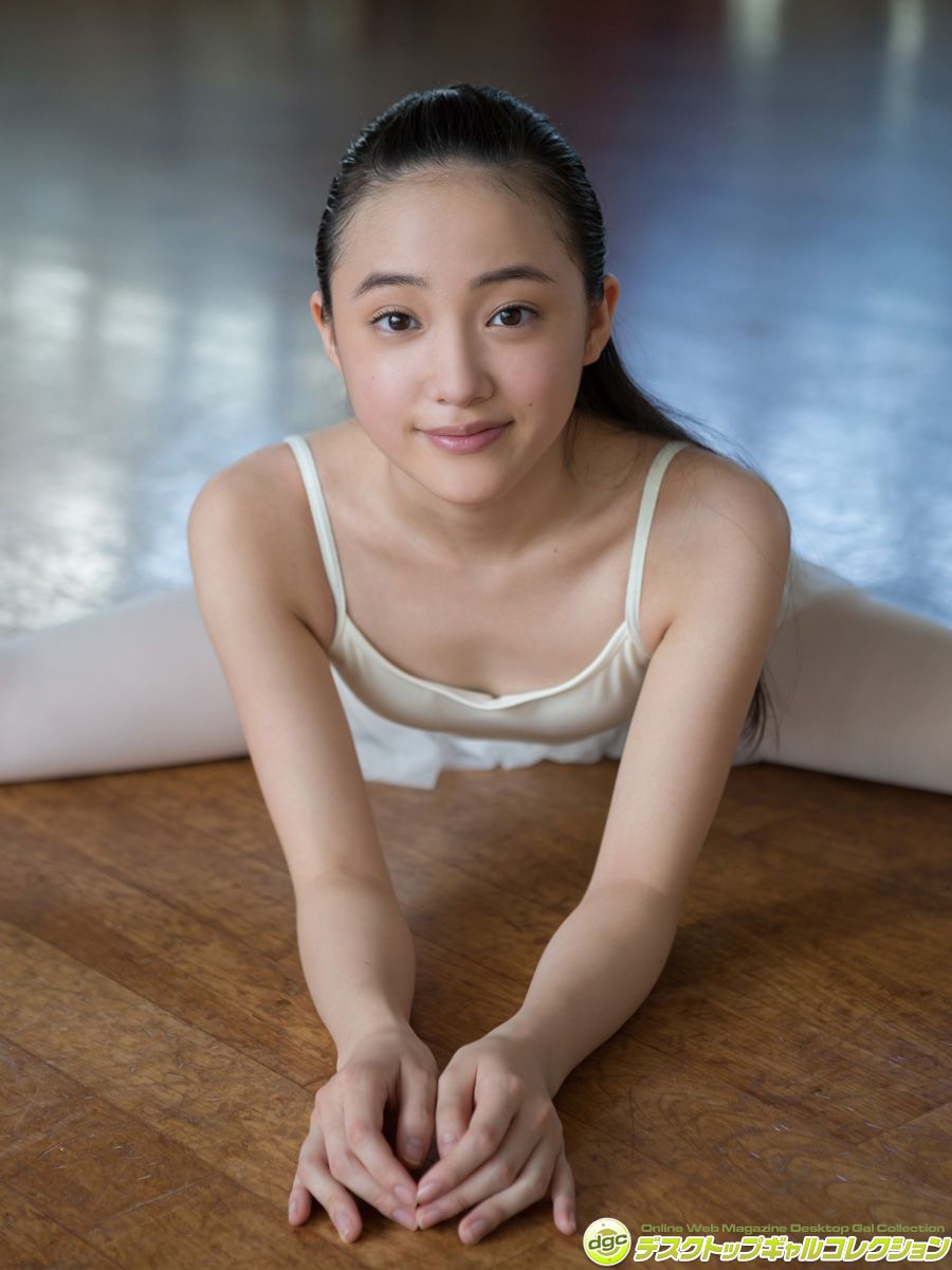 相川結《クラシックバレエで培った柔らかい肢体披露》  [DGC] NO.1327