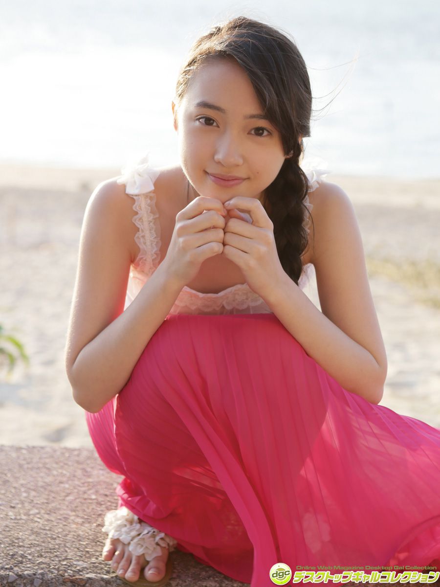 相川結《クラシックバレエで培った柔らかい肢体披露》  [DGC] NO.1327