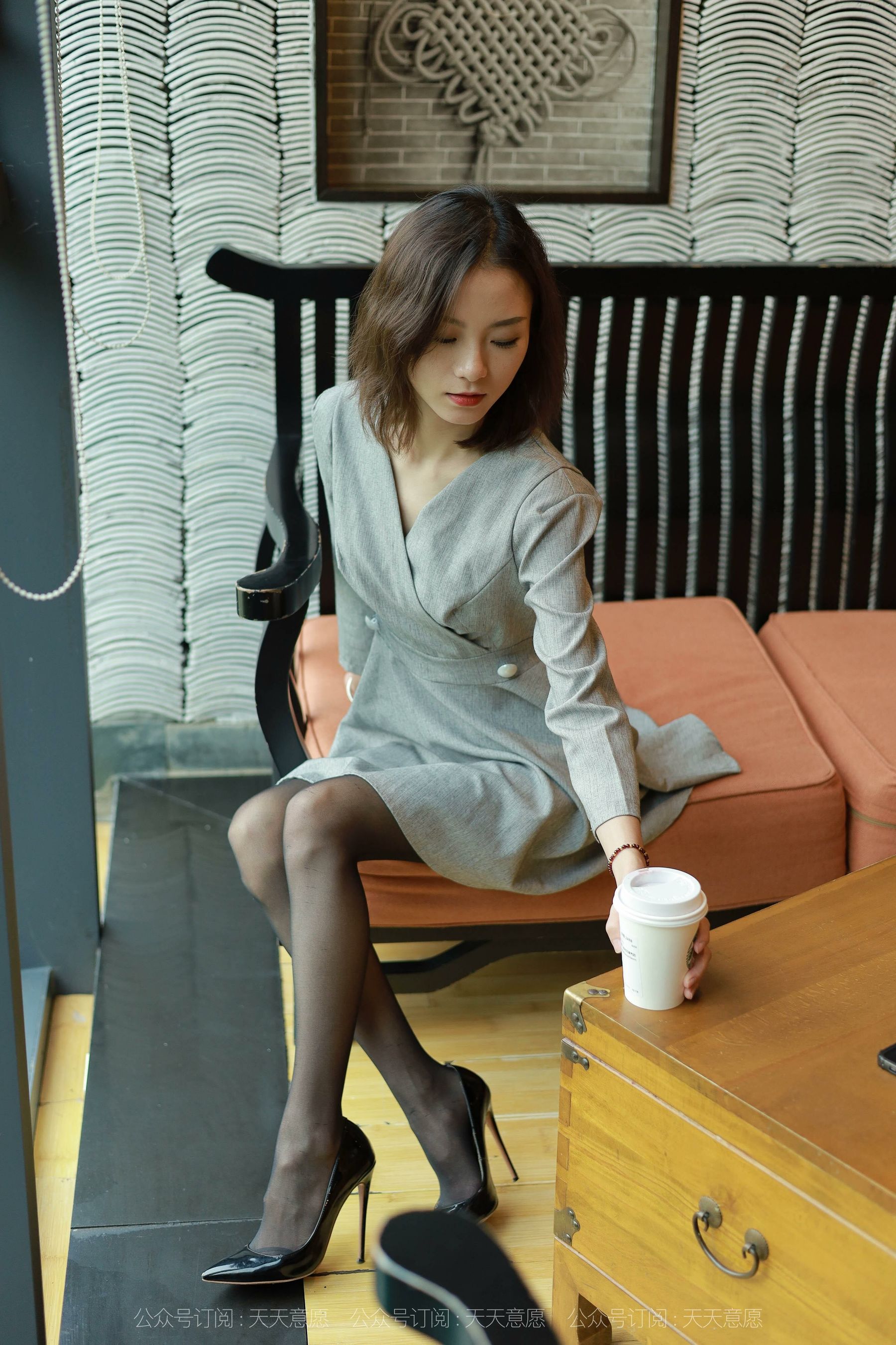 [异思趣向IESS]  模特 小六 《嘿丝美式咖啡》