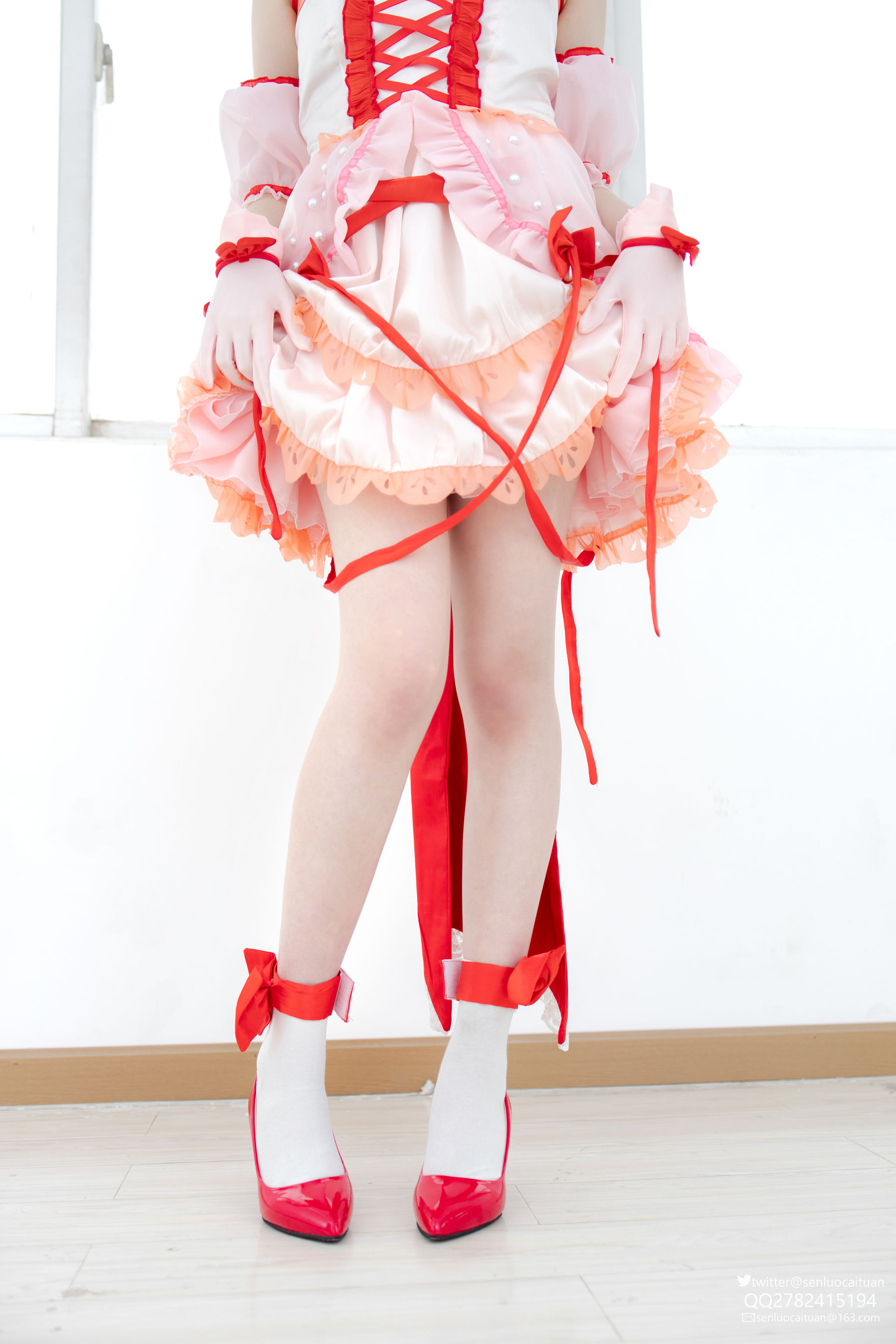[森萝财团] JKFUN-GG-01 佐久间麻由 Aika