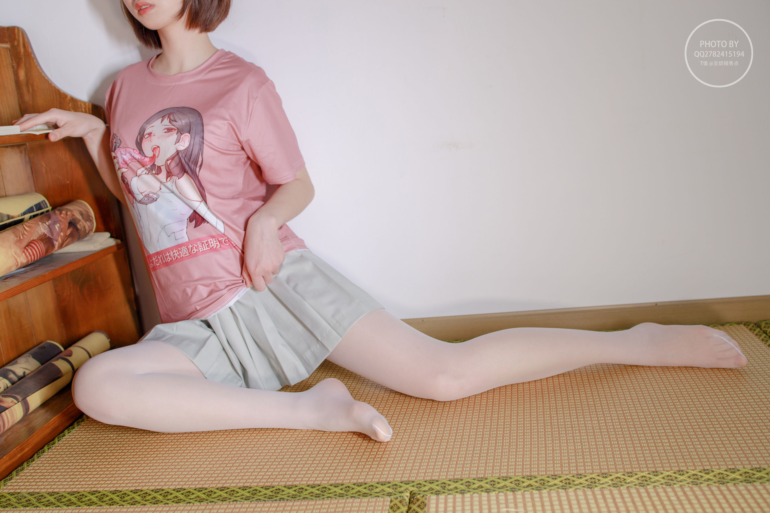 [森萝财团] 無料004 凉席上的白丝美少女