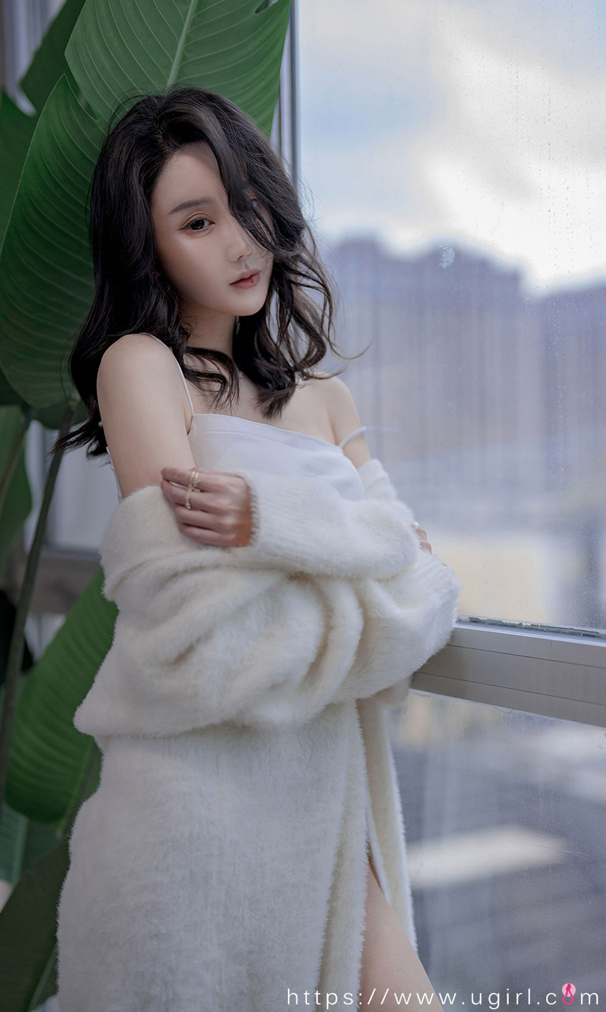 [爱尤物Ugirls] No.2321 欣发 初味