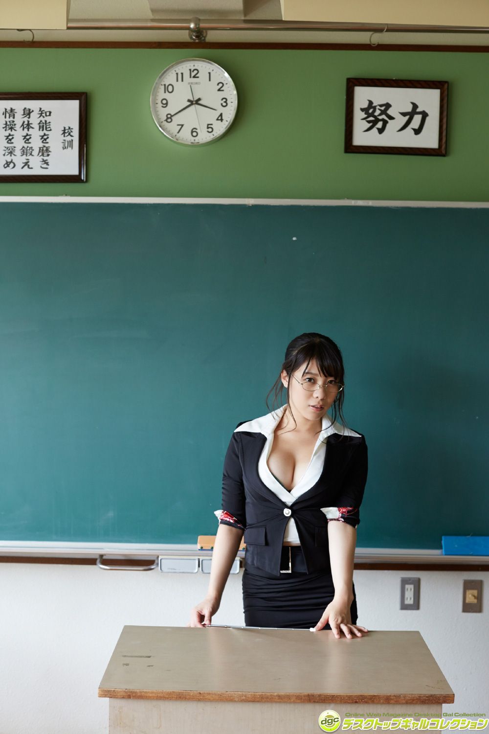 東條詩織《制服の下のFカップに完全ノックアウト!!》  [DGC] NO.1346