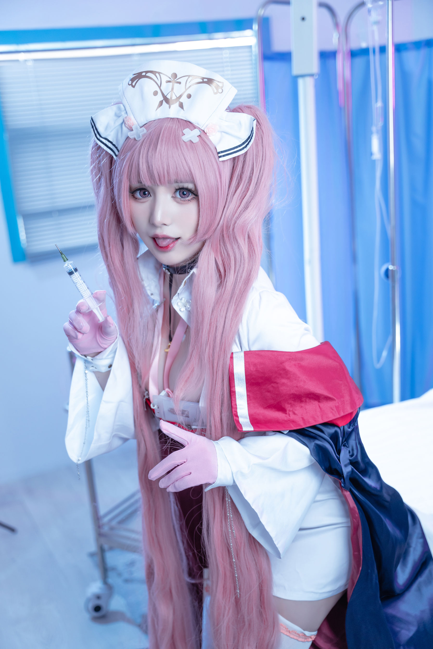 [福利COS] Shiroi_白井茶茶 - 碧蓝航线 英仙座护士