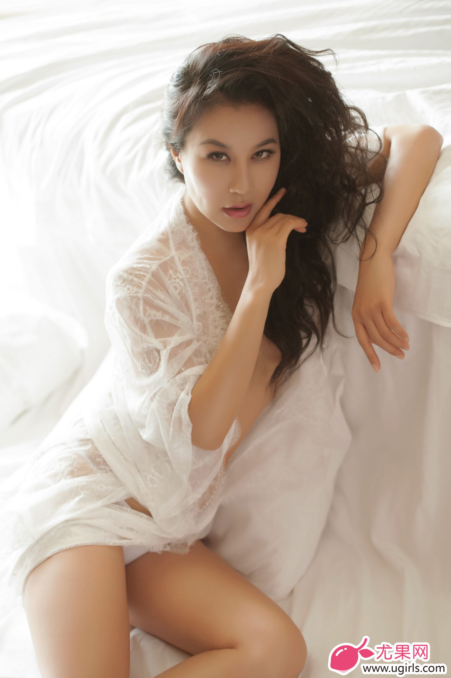[尤果网Ugirls] E017 Anna 《人间胸器》
