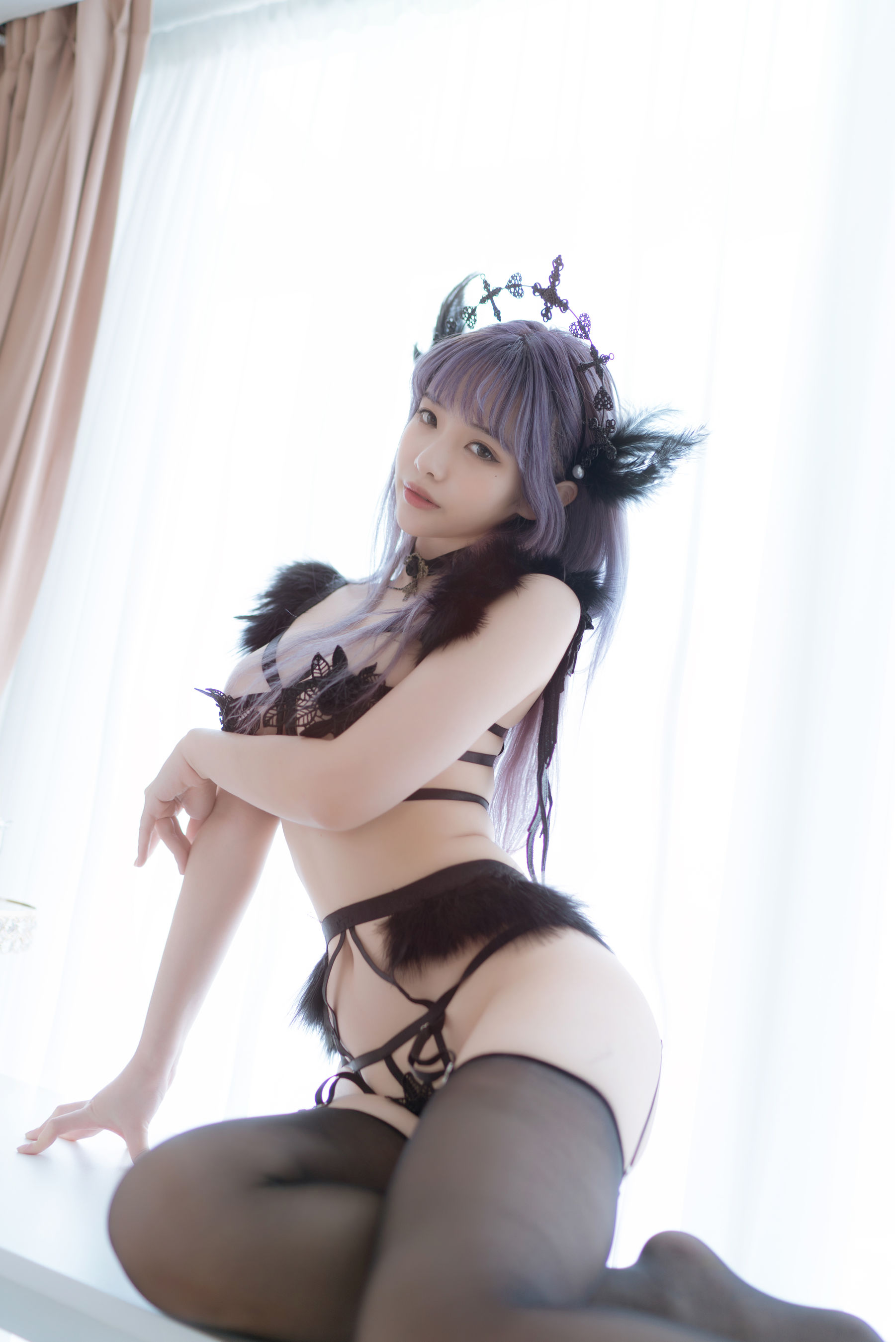 [福利COS] 动漫博主雯妹 - 黑色天使