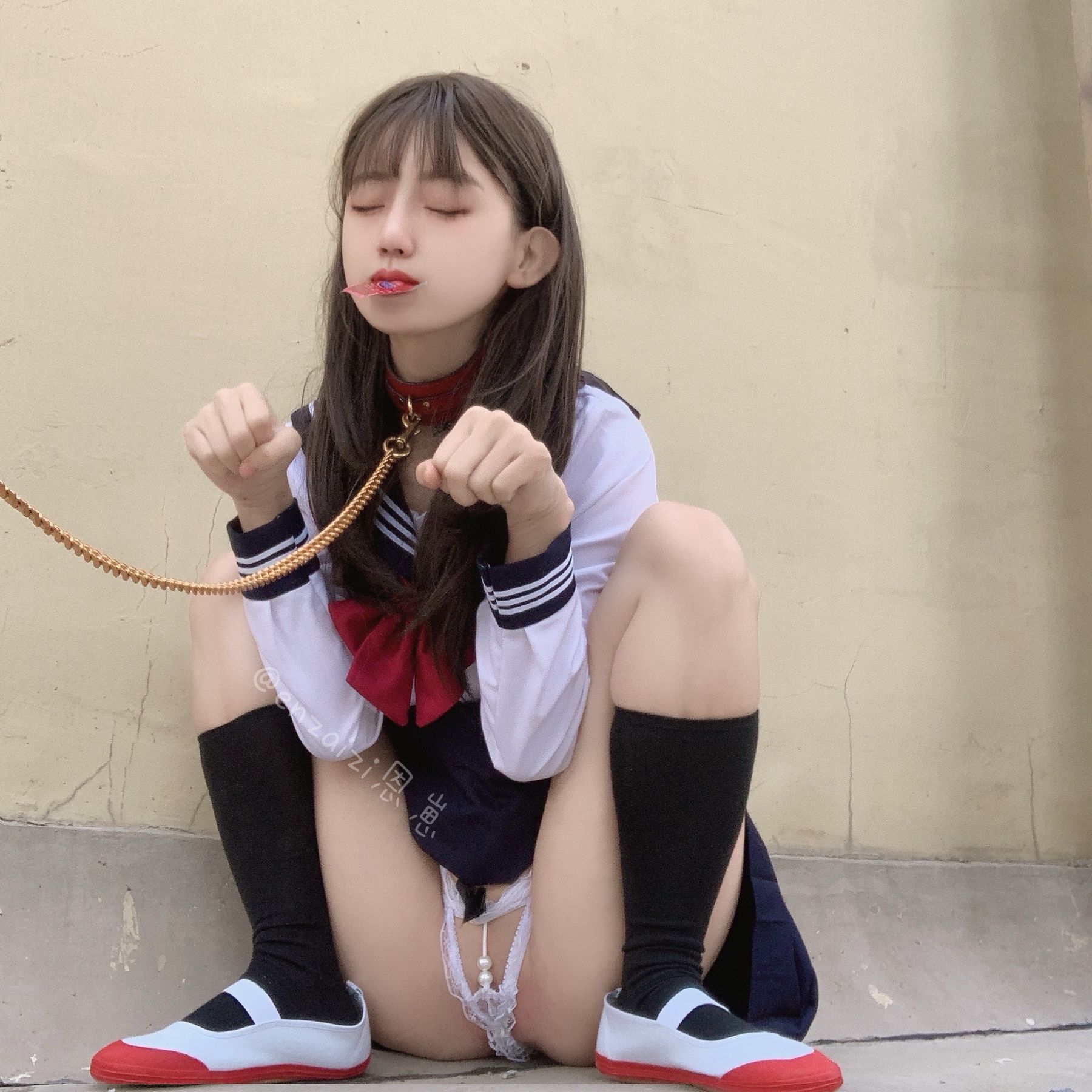[福利COS] 恩崽 - 天台水手服