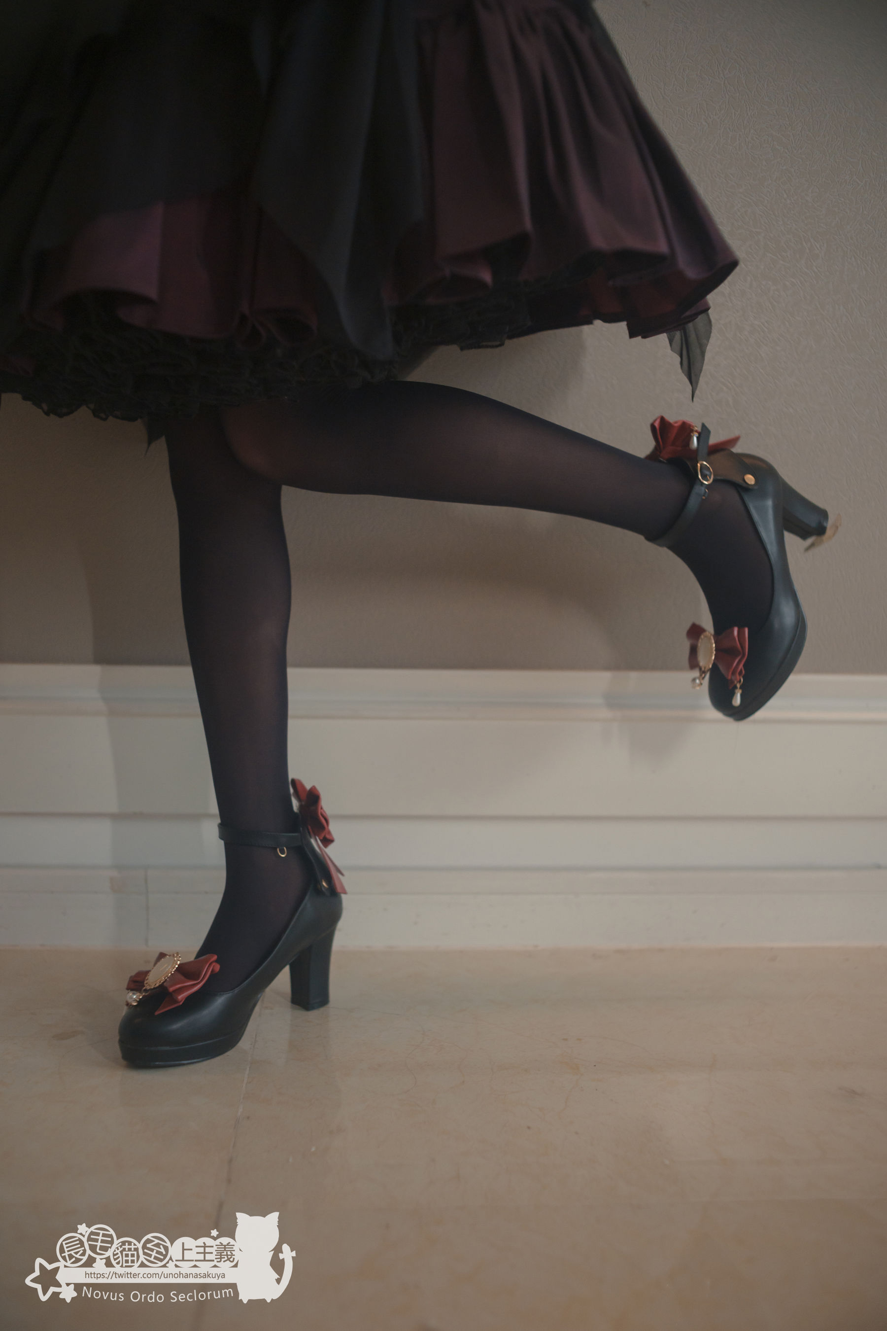 [福利COS] 福利姬木花琳琳是勇者 - Lolita Collection XXXII